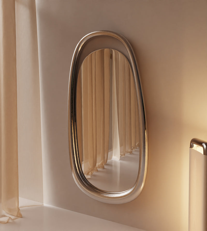 “Lago” Wall Mirror | Liquid Metal — detail view