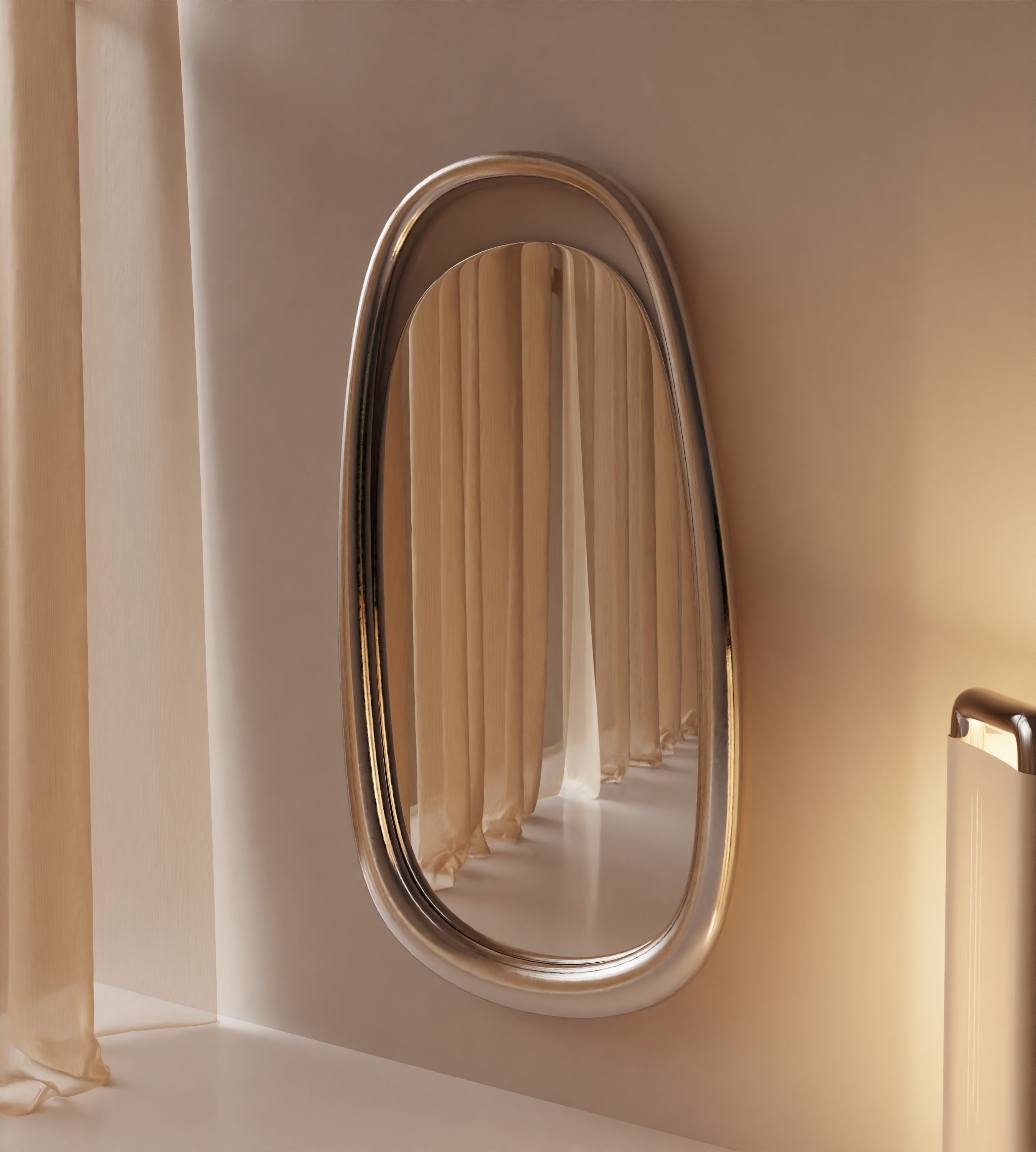 “Lago” Wall Mirror | Liquid Metal — detail view