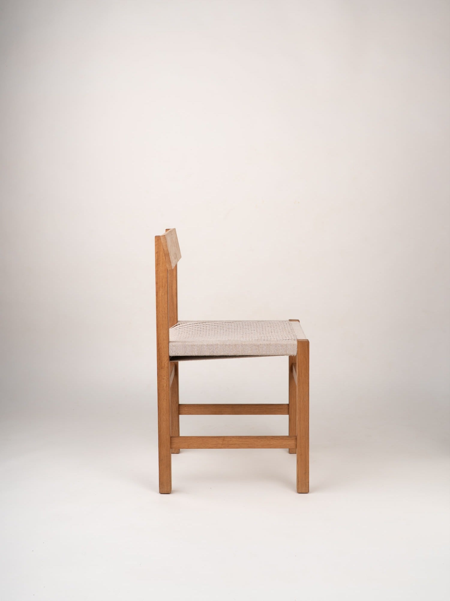 "Cadira.01" Hand woven oak chair — detail view