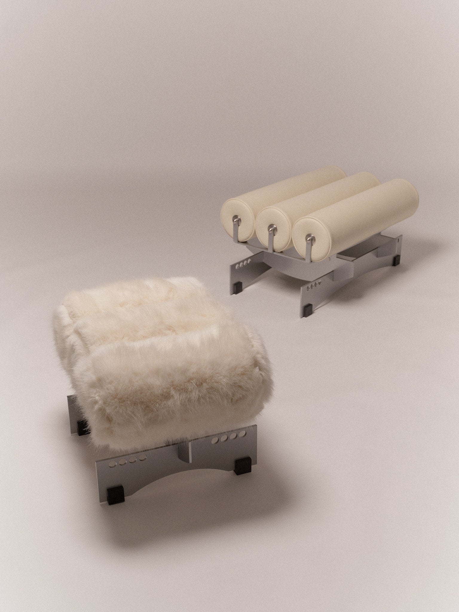 Poggia Bassa — top view of plush white seat and chrome base