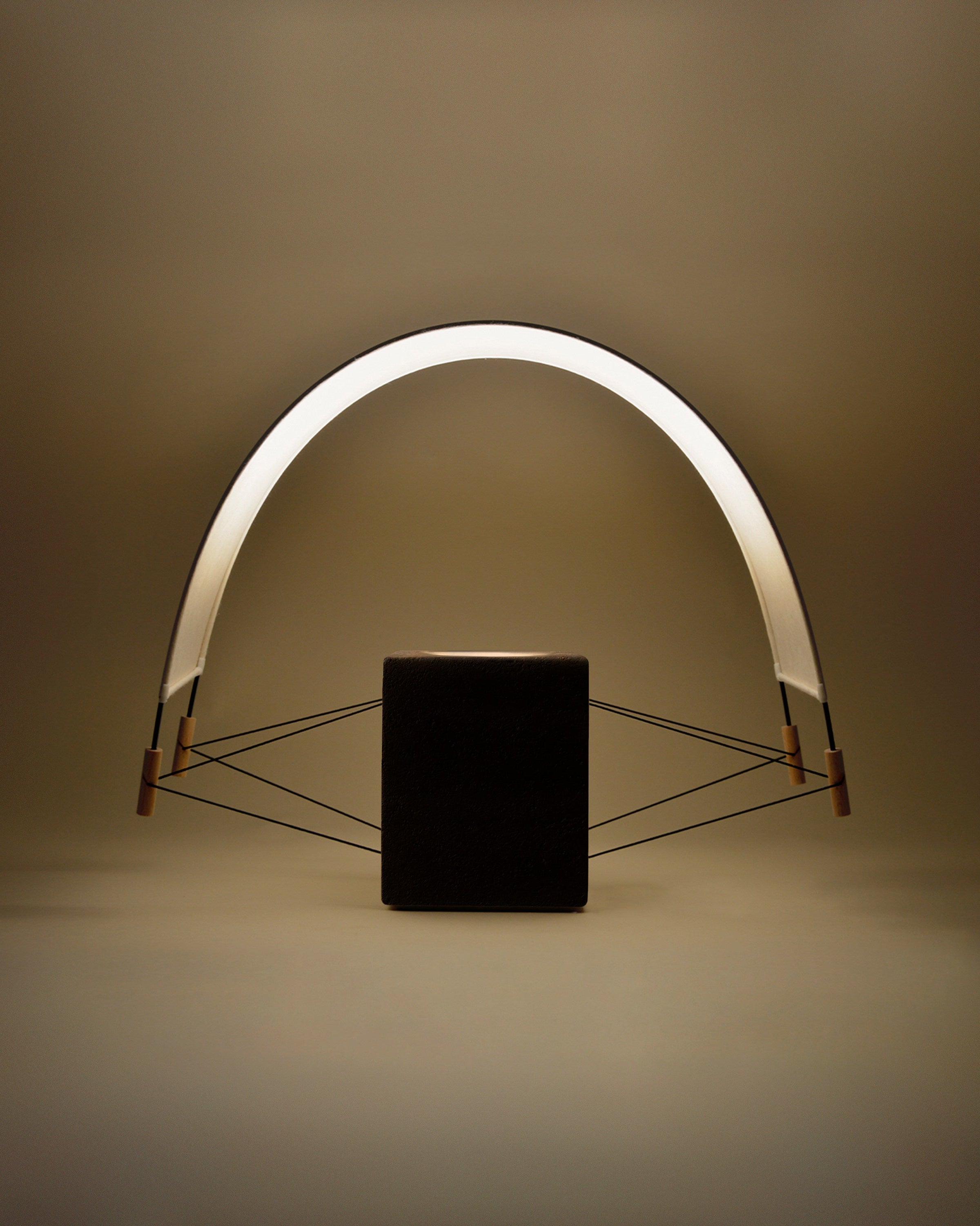 Écla - Black Table Lamp