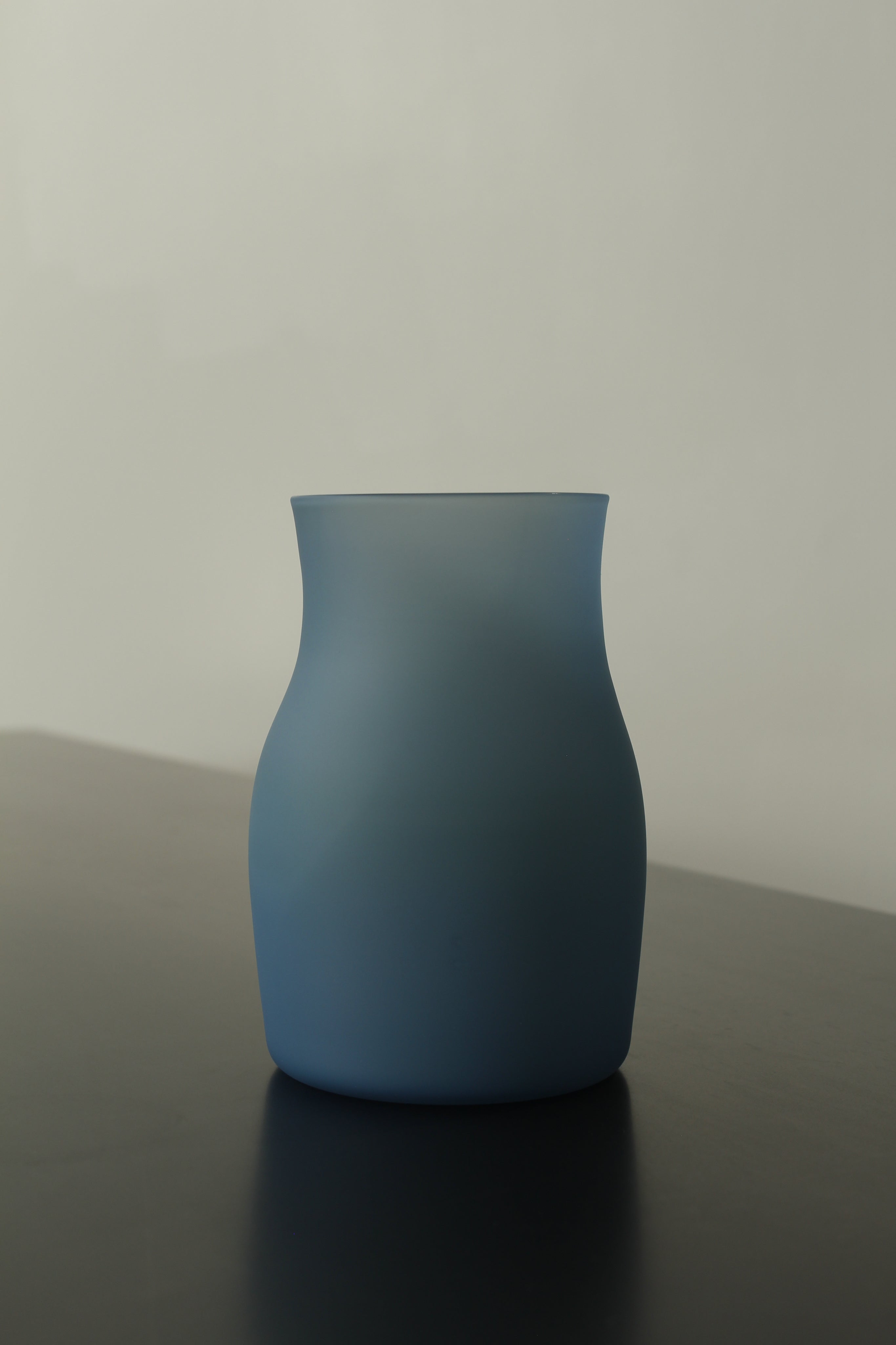 Medium Vase in Ocean by Verre d'Onge | The Oblist