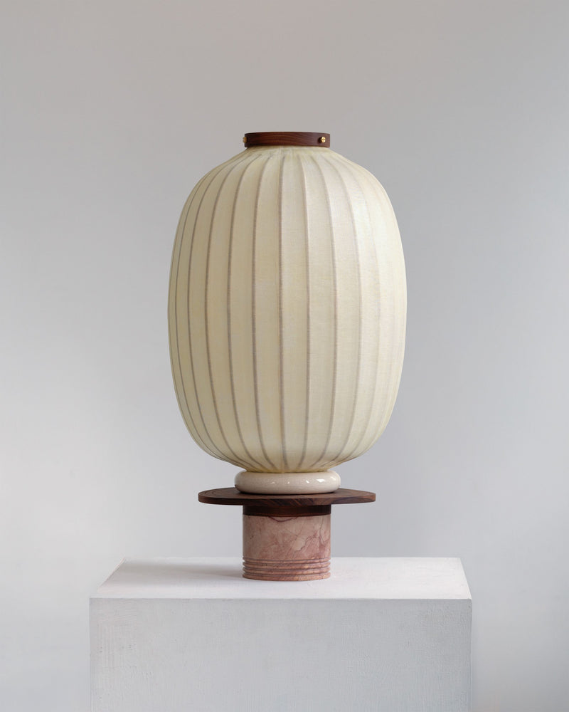 'Peach Charm' Table Lamp — detail view