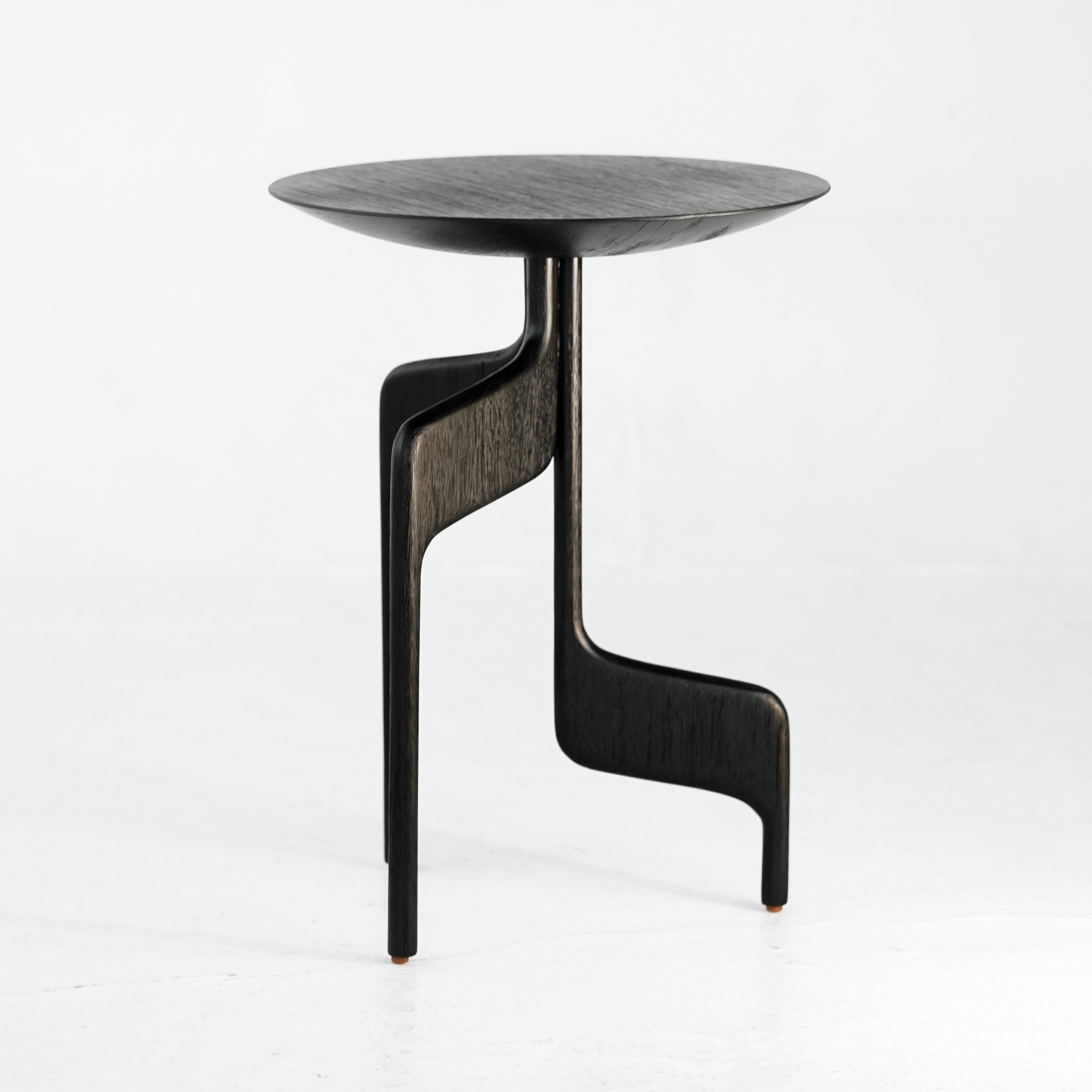 "Vereda" Side Table