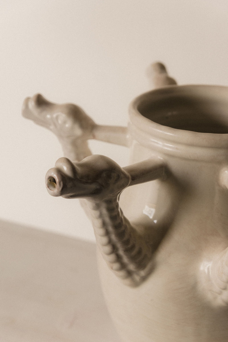 The Drago Bianco - Minimalist Vase in Ceramic — close-up of ceramic vase with dragon handles