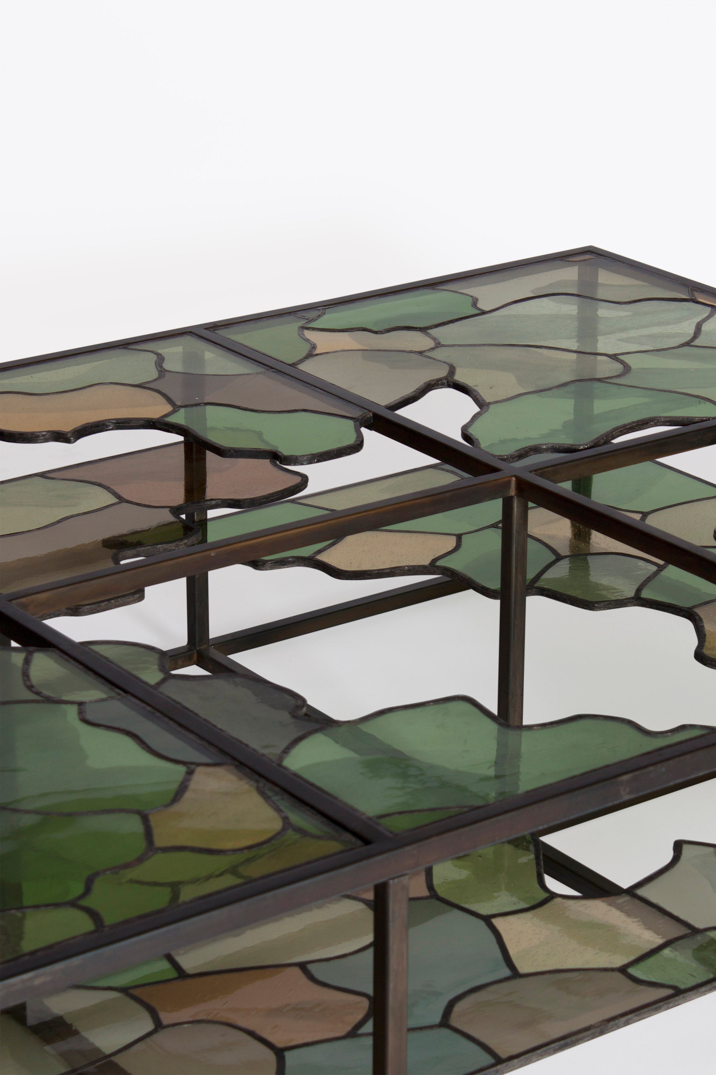 IRATY coffee table Vitrail church glass — detail view
