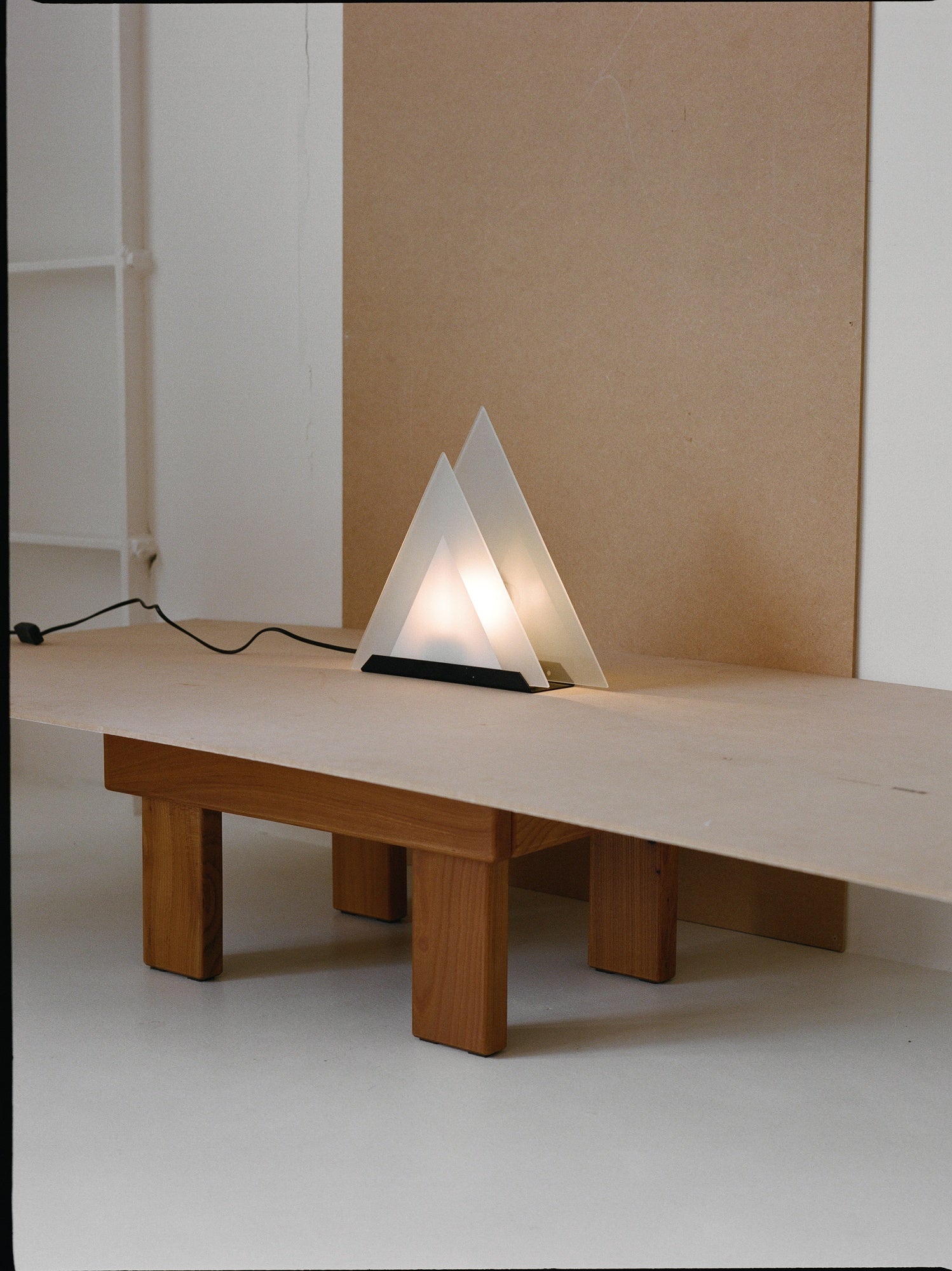 Vintage Glass Pyramid Postmodern Table Lamp C.1980 — alternate view