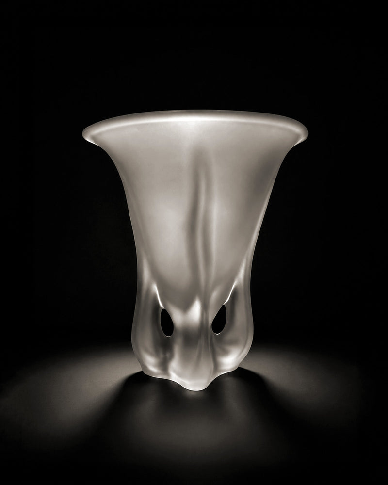 Art Nouveau frosted glass vase - 1910s by Dodo Vintage | The Oblist