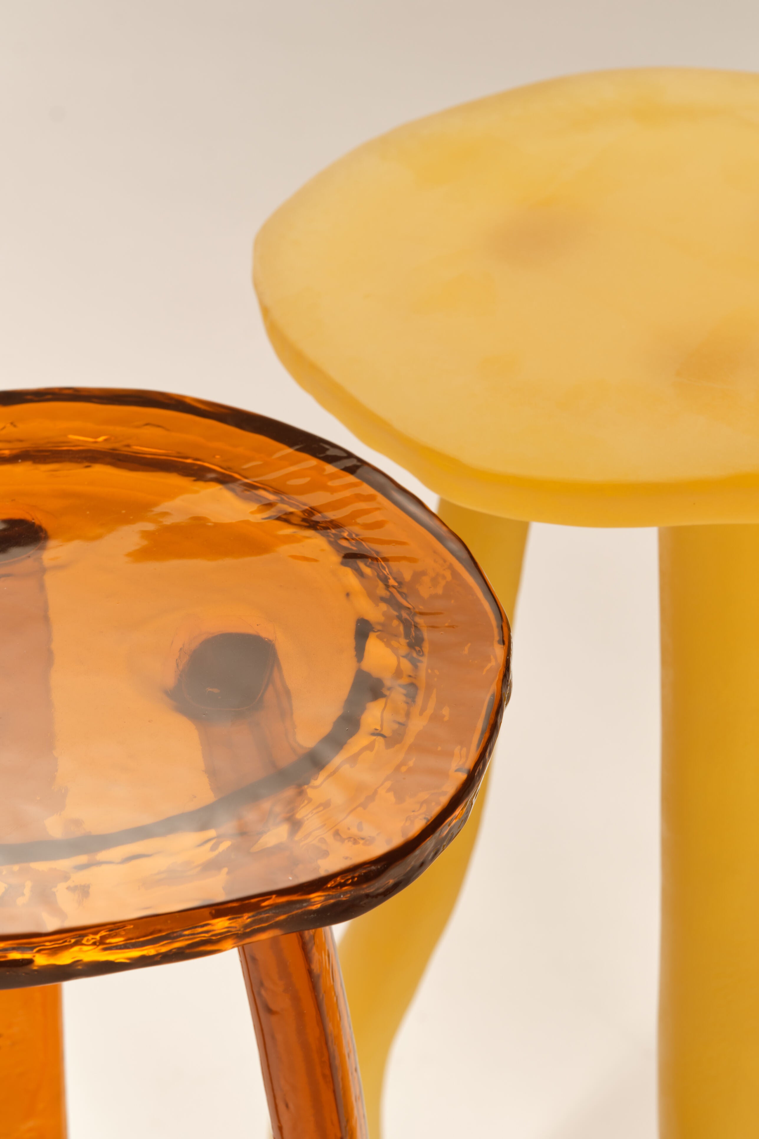 Table d'appoint jaune Lung 1.0