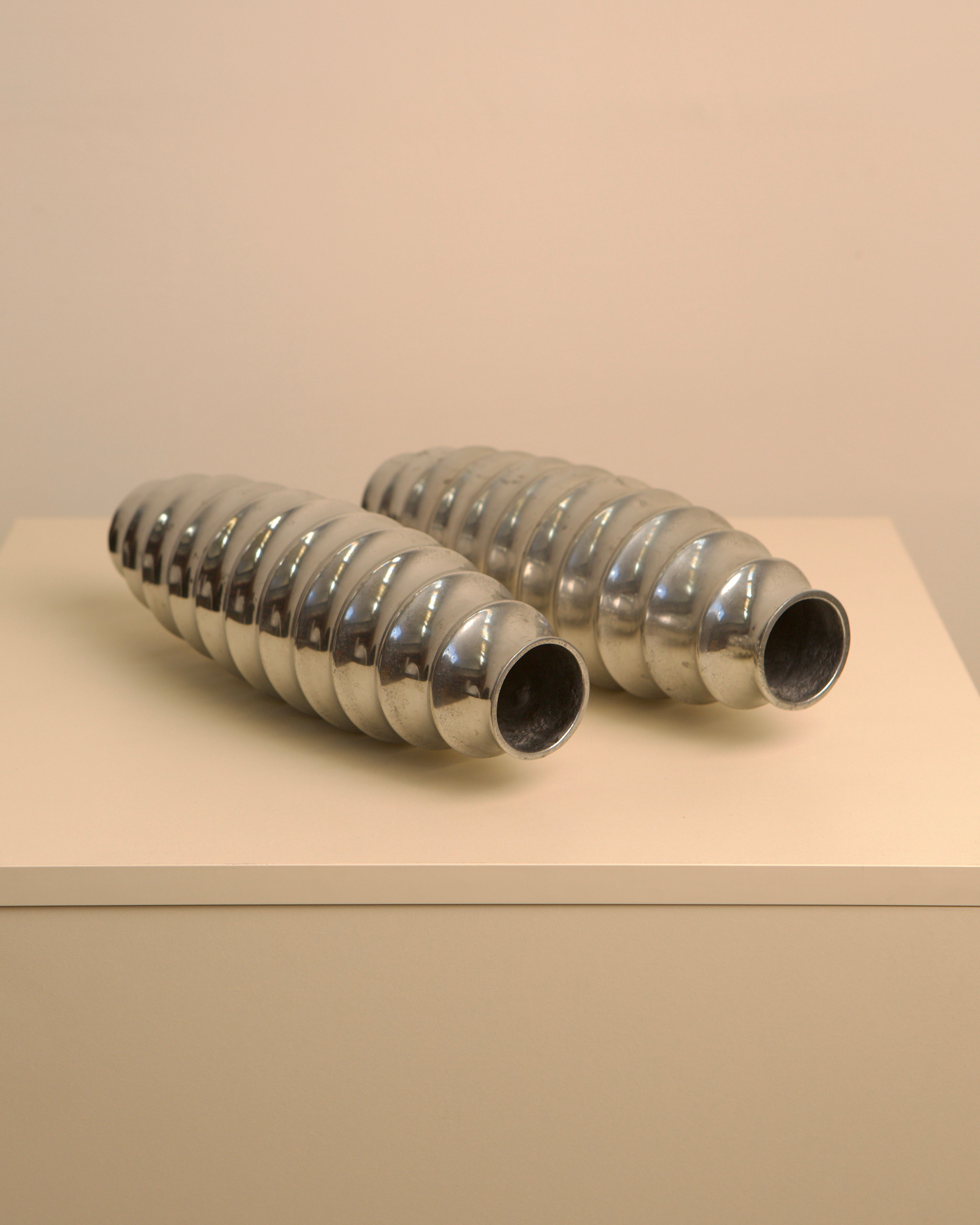 Pair of Vases in Cast Aluminum "Strillé" 80's