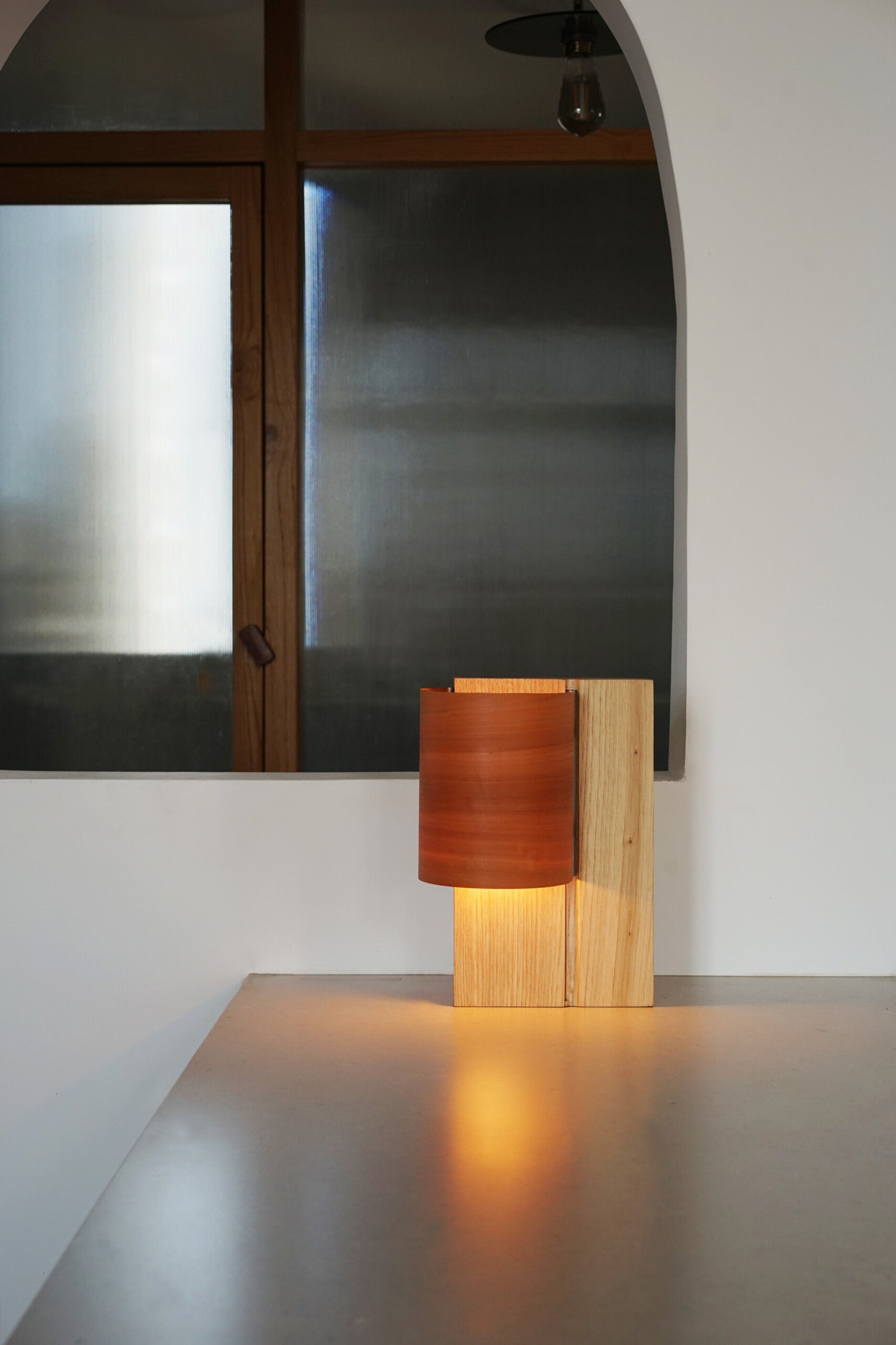 Table lamp 6/10 — detail view