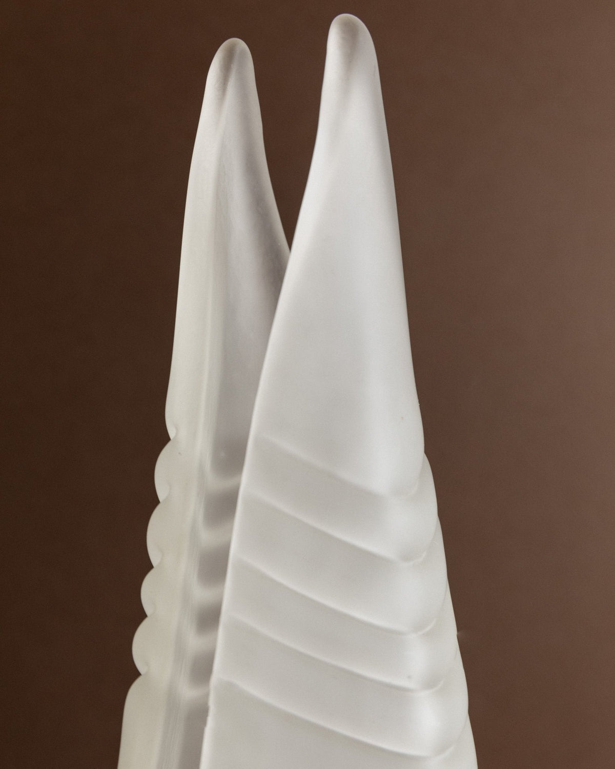 Murano pyramid table lamp in frosted glass - original Space Age Design - Made in Italy - 70s — side angle