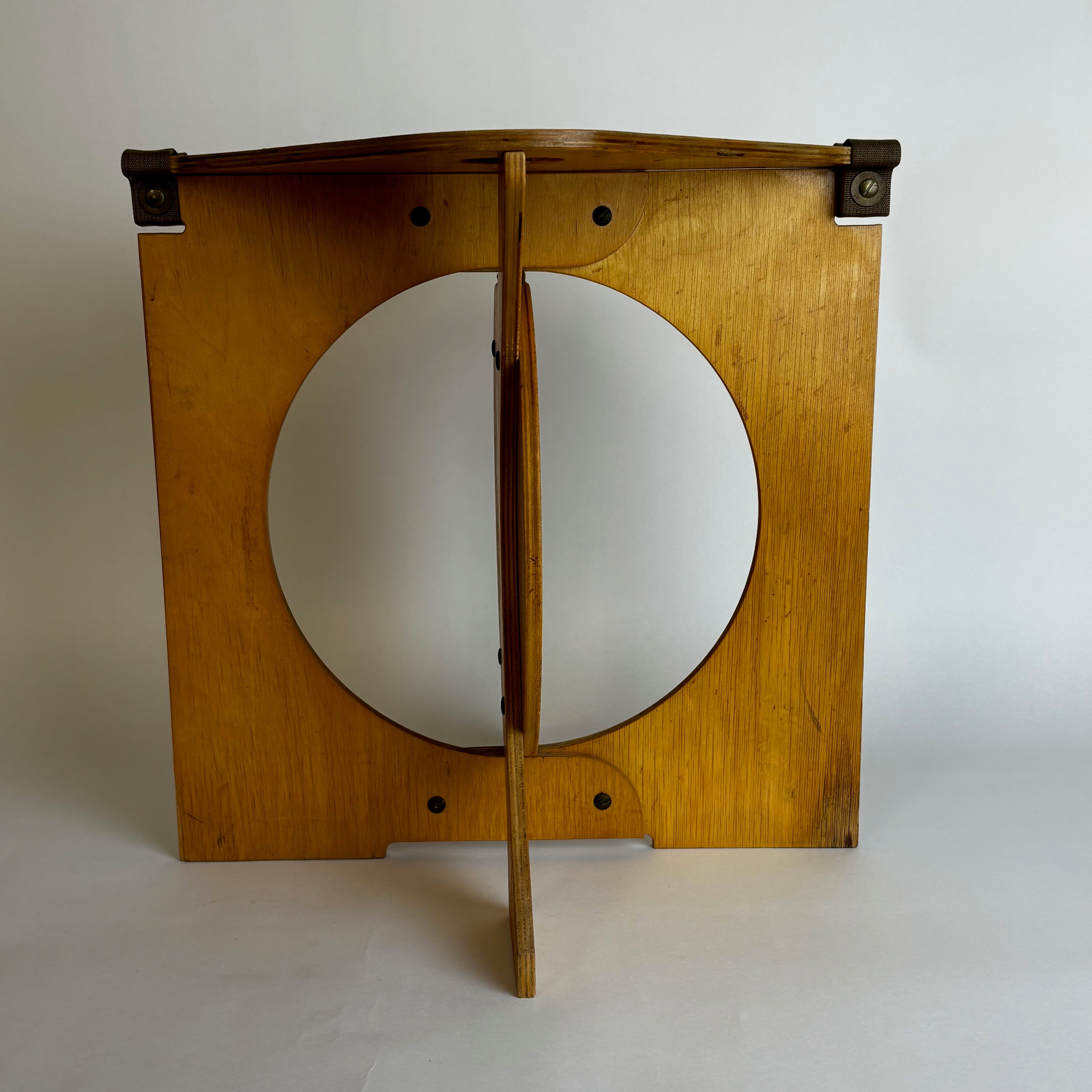 Plywood Collapsible Stool By Barry Simson — detail view
