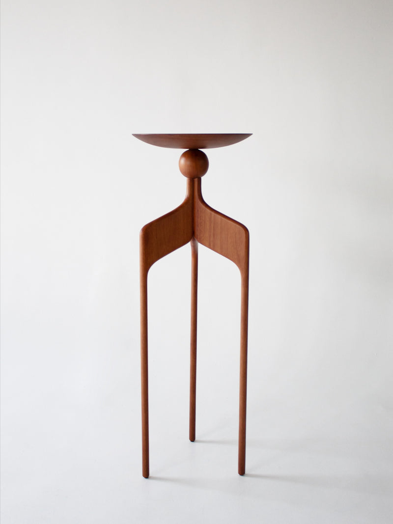 Sentinela Pedestal by Luciano Costa Estúdio | The Oblist