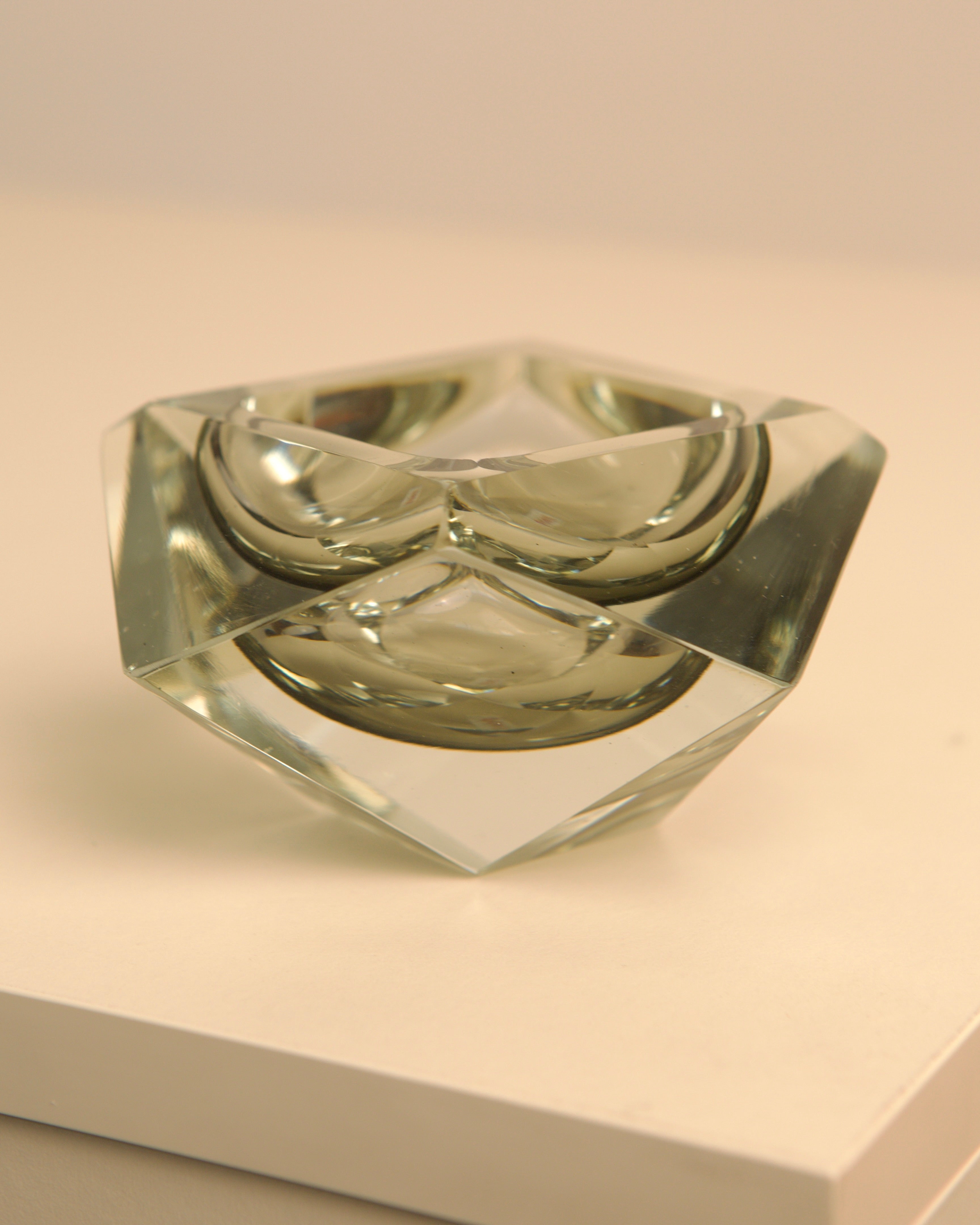 Murano glass vide-poche by Flavio Poli showing curved interior detail
