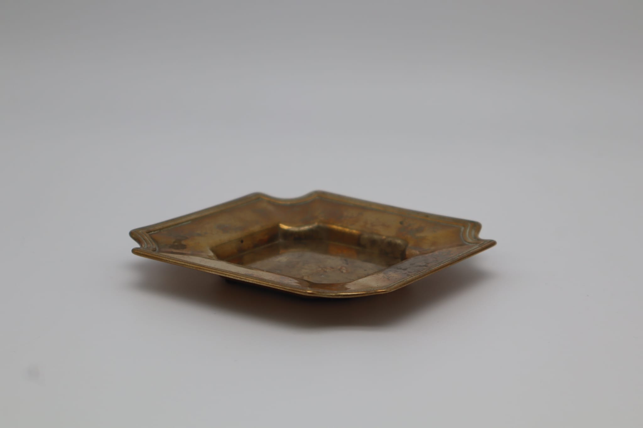 Italian Brass Vide Poche, 1960s — detail view