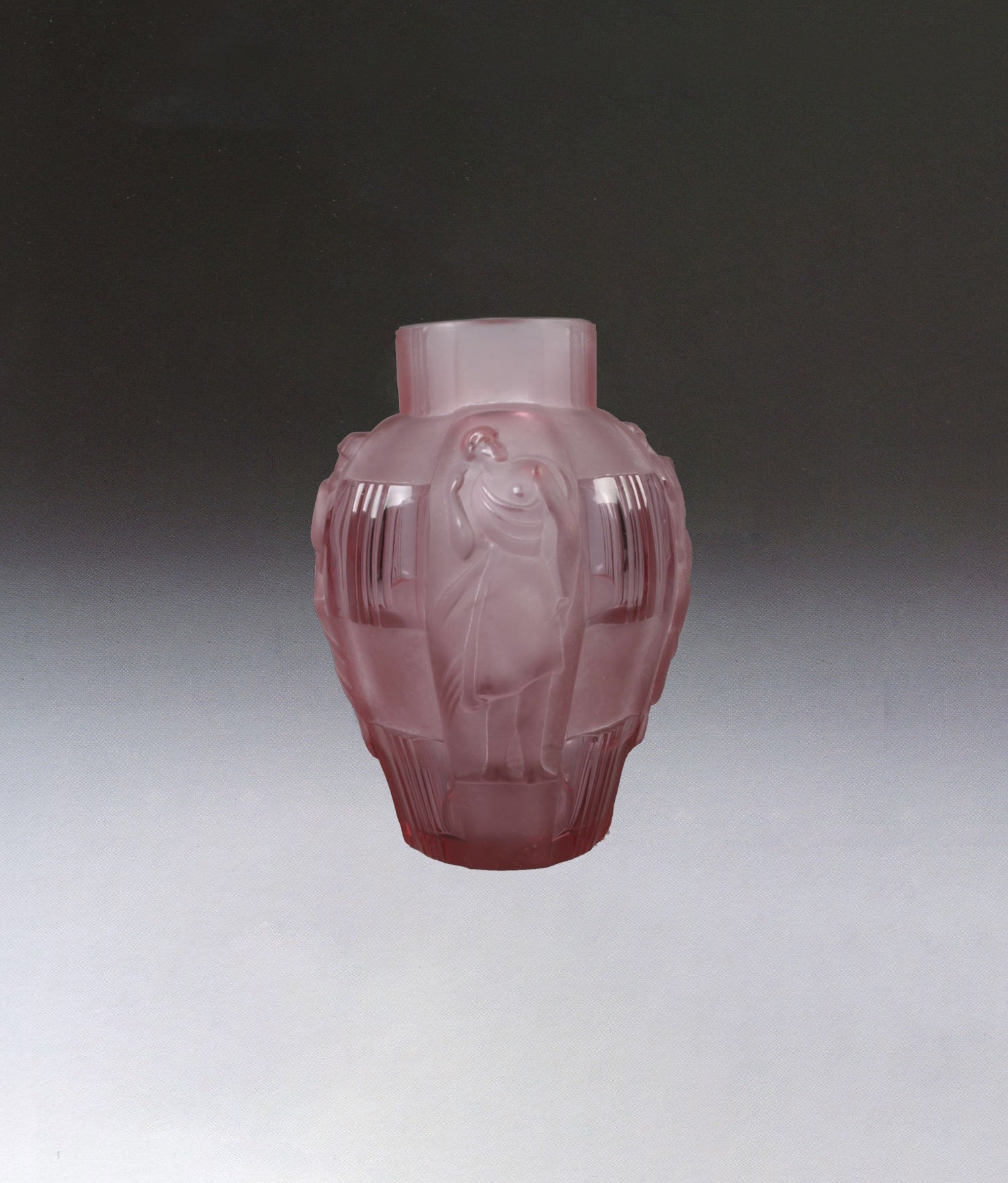 Art deco vase by Artur Pleva — detail view