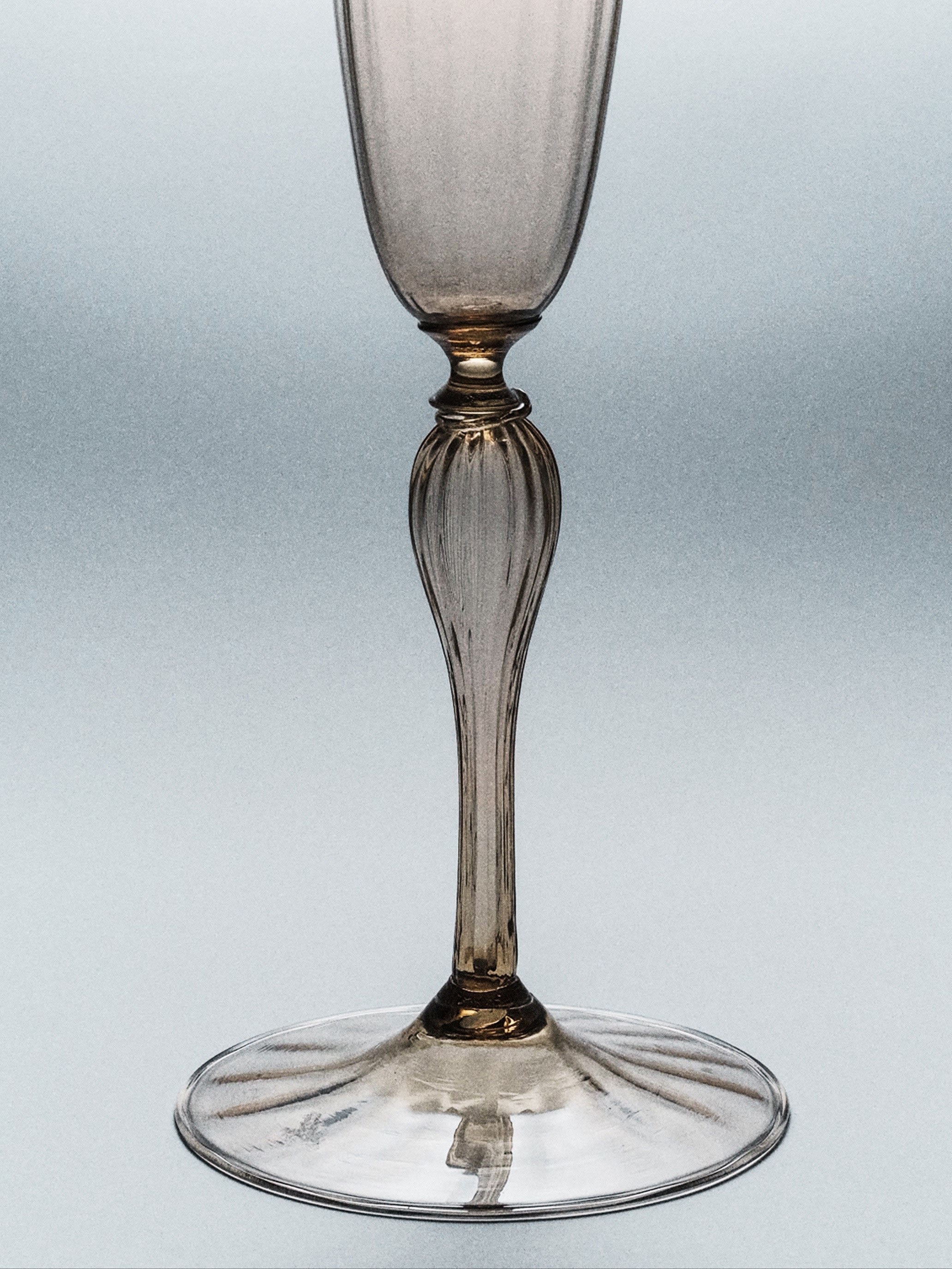 Pauly & Co for C.V.M., Soffiato Glass Vase, Murano, Italy, c. 1935 — side angle