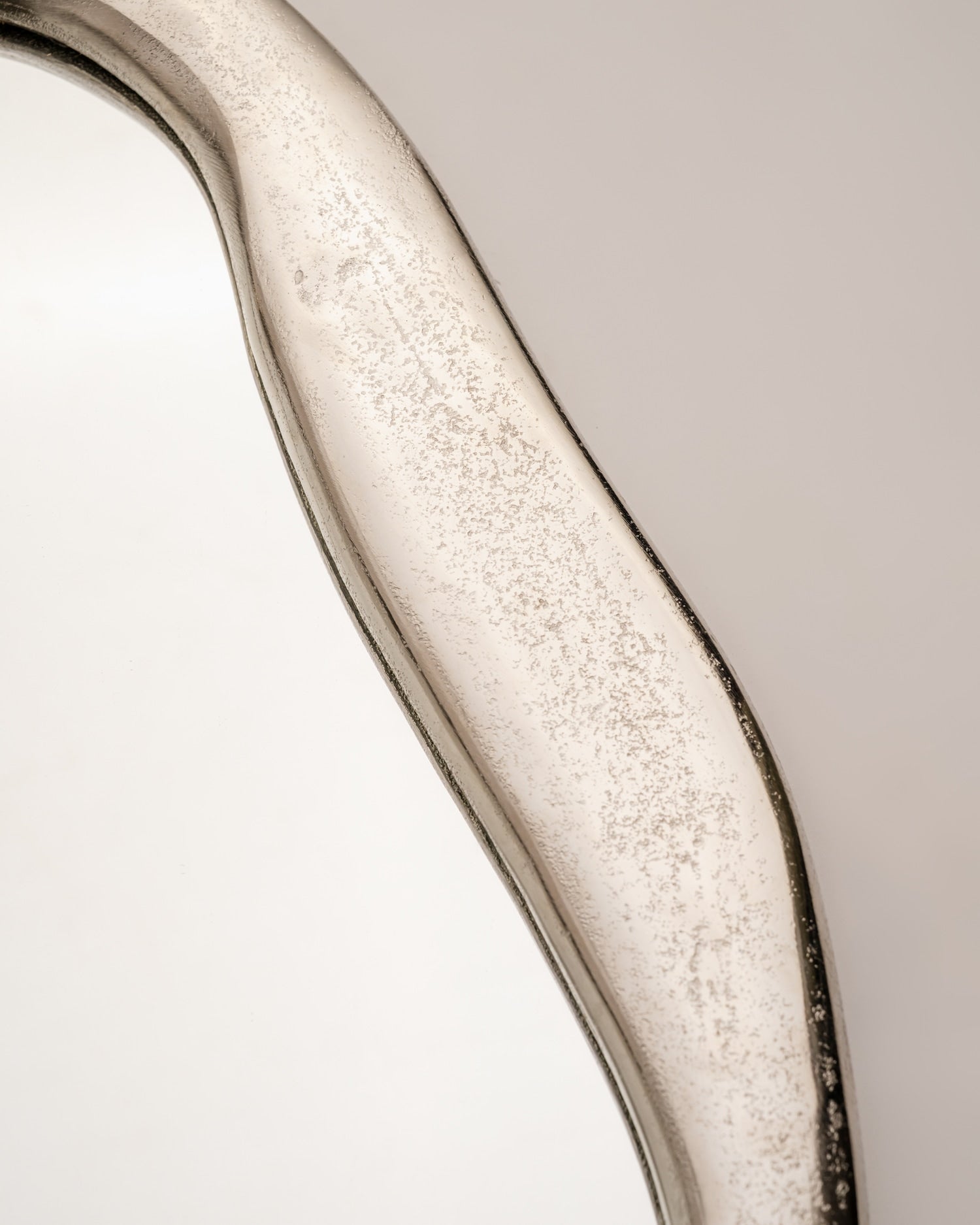 Cytos Mirrors  — additional view
