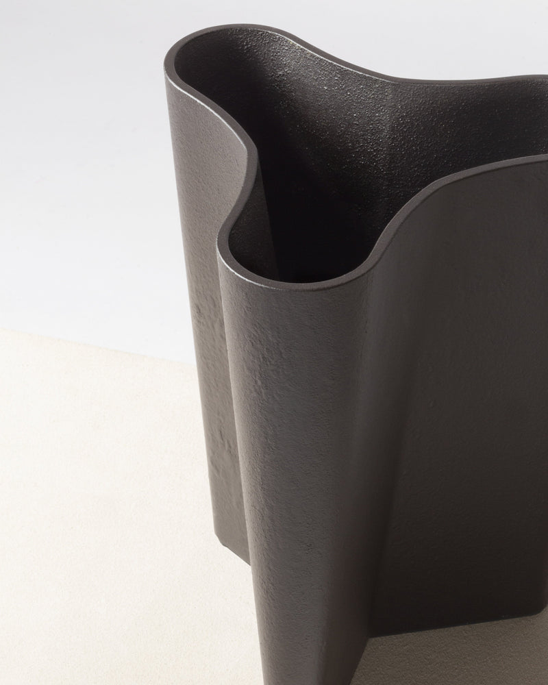 Curved opening detail of Tanell imperfect bronze vase by Giobagnara