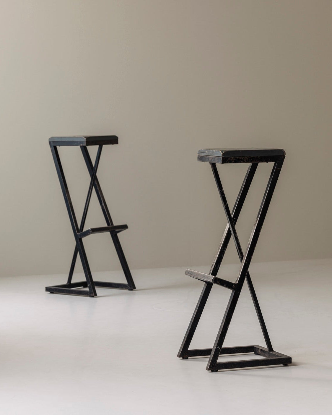 Set of 2 Modernist French bar stools, 1950s by Modern Living | The Oblist