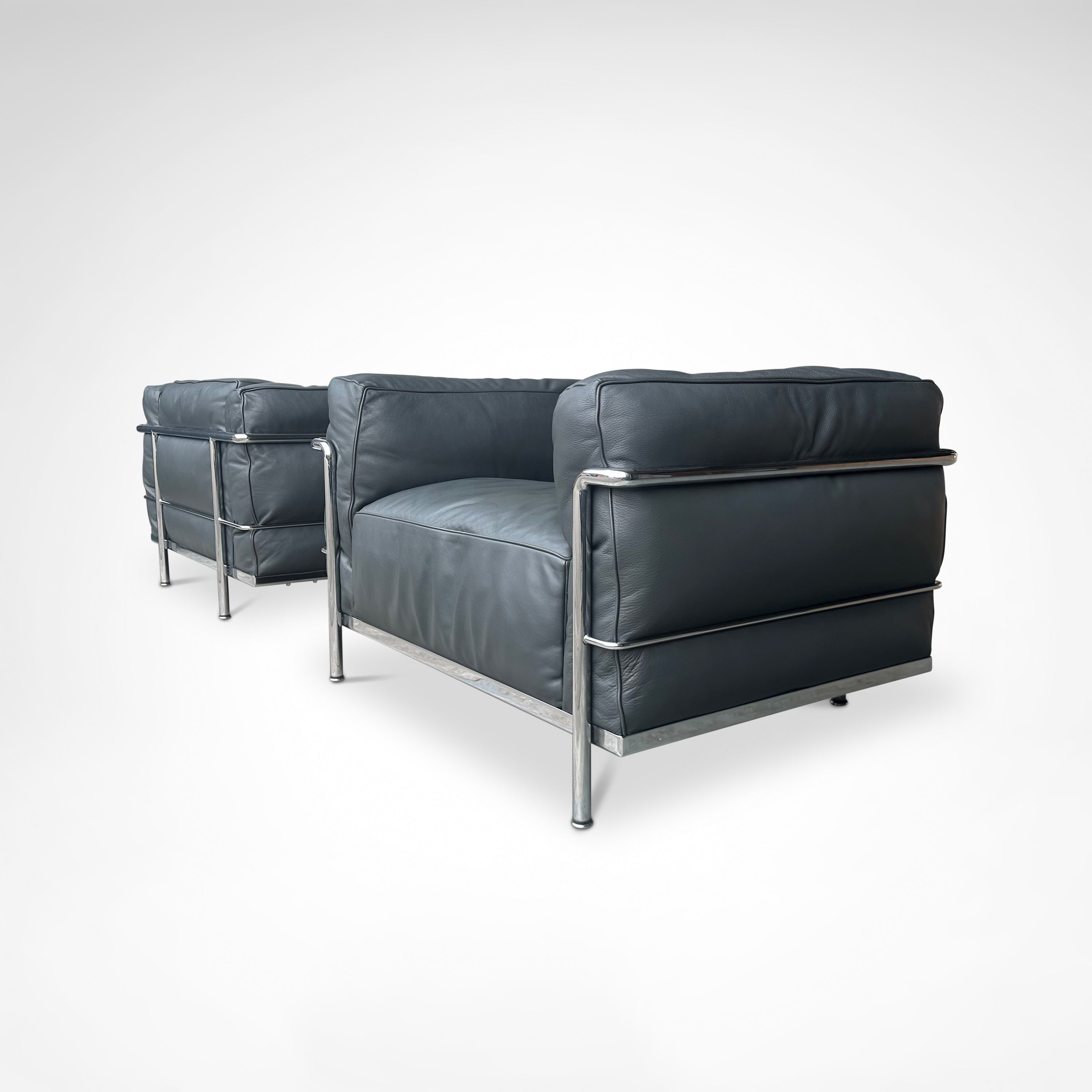 LC3 Down Cushions Y Extra Leather Armchairs by Le Corbusier, Perriand & Jeanneret for Cassina, 1990s, Set of 2 — in context
