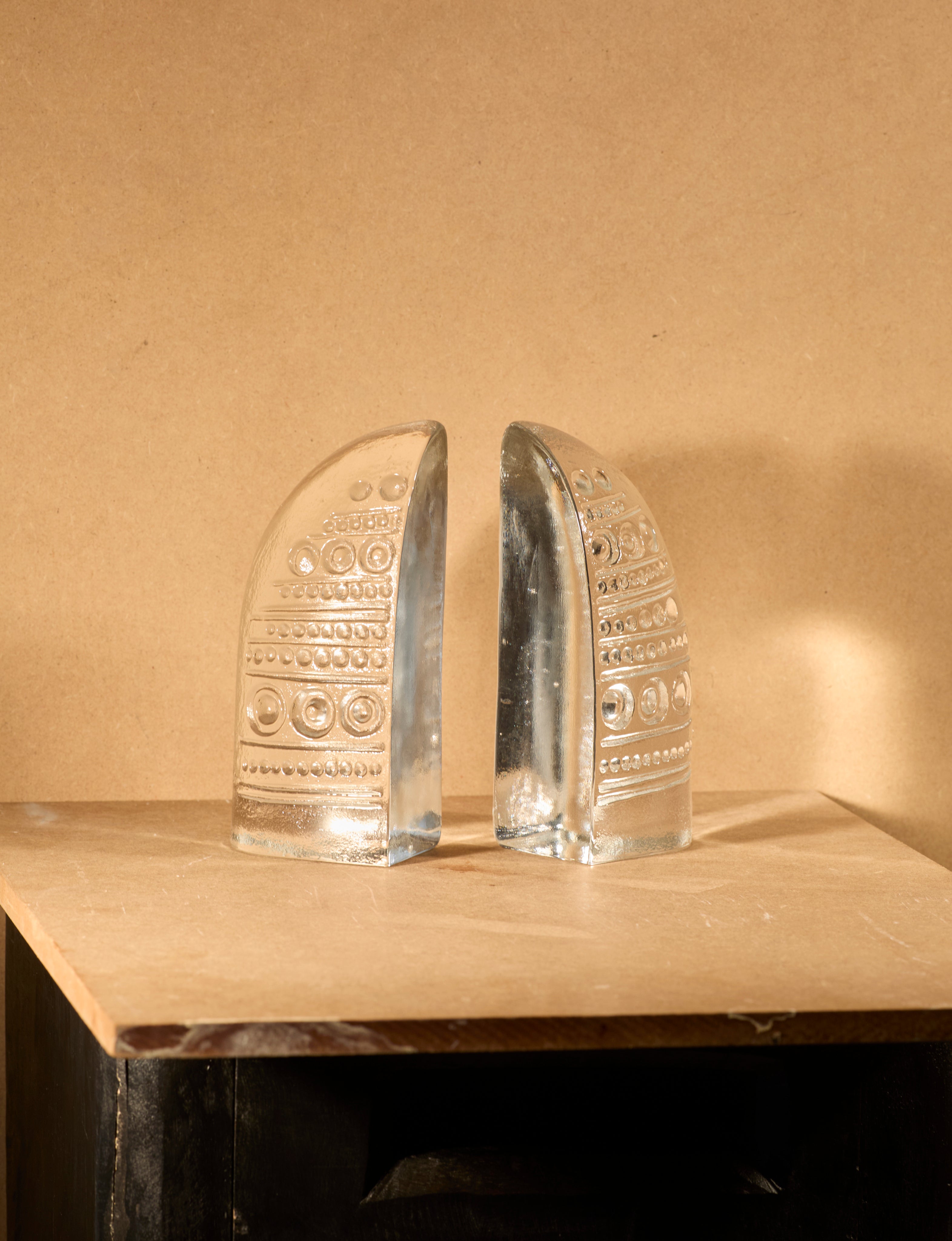 Vintage Bookends in Glass - Vintage Clear Collection — back view showing textured glass design
