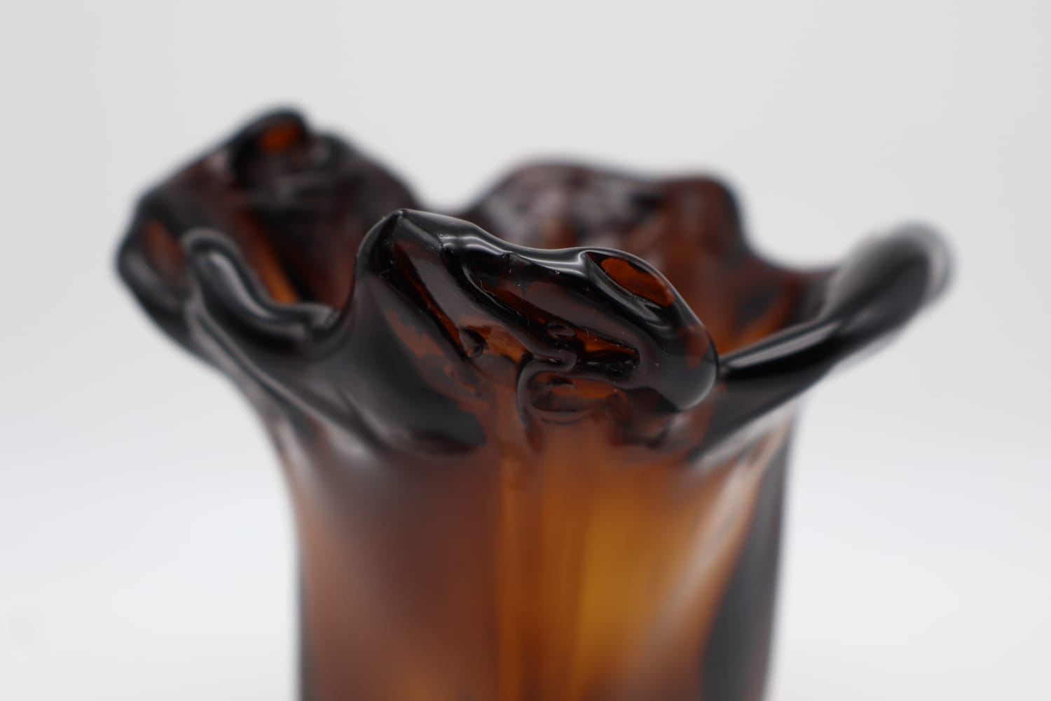 Mid-Century Hand-Blown Amber Glass Handkerchief Vase – 1960s/1970s — close-up
