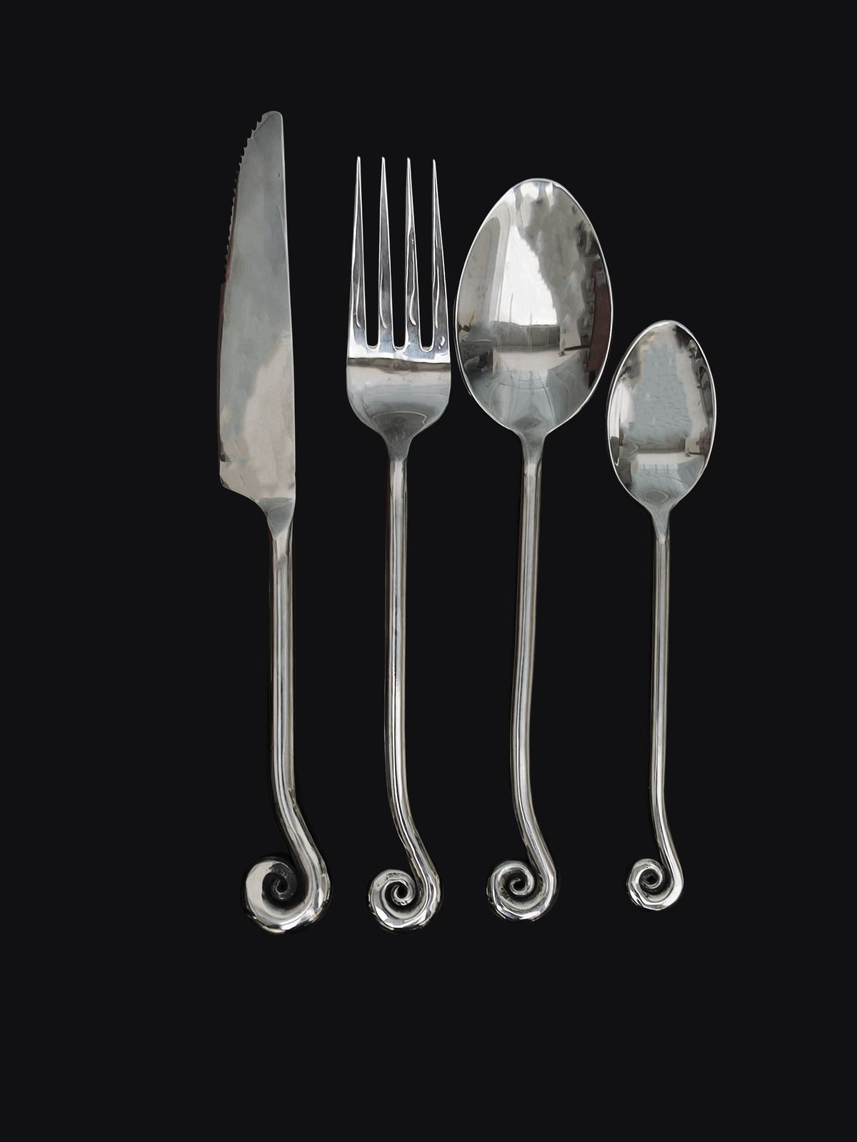Set of 24 Spiral Cutlery — detail view