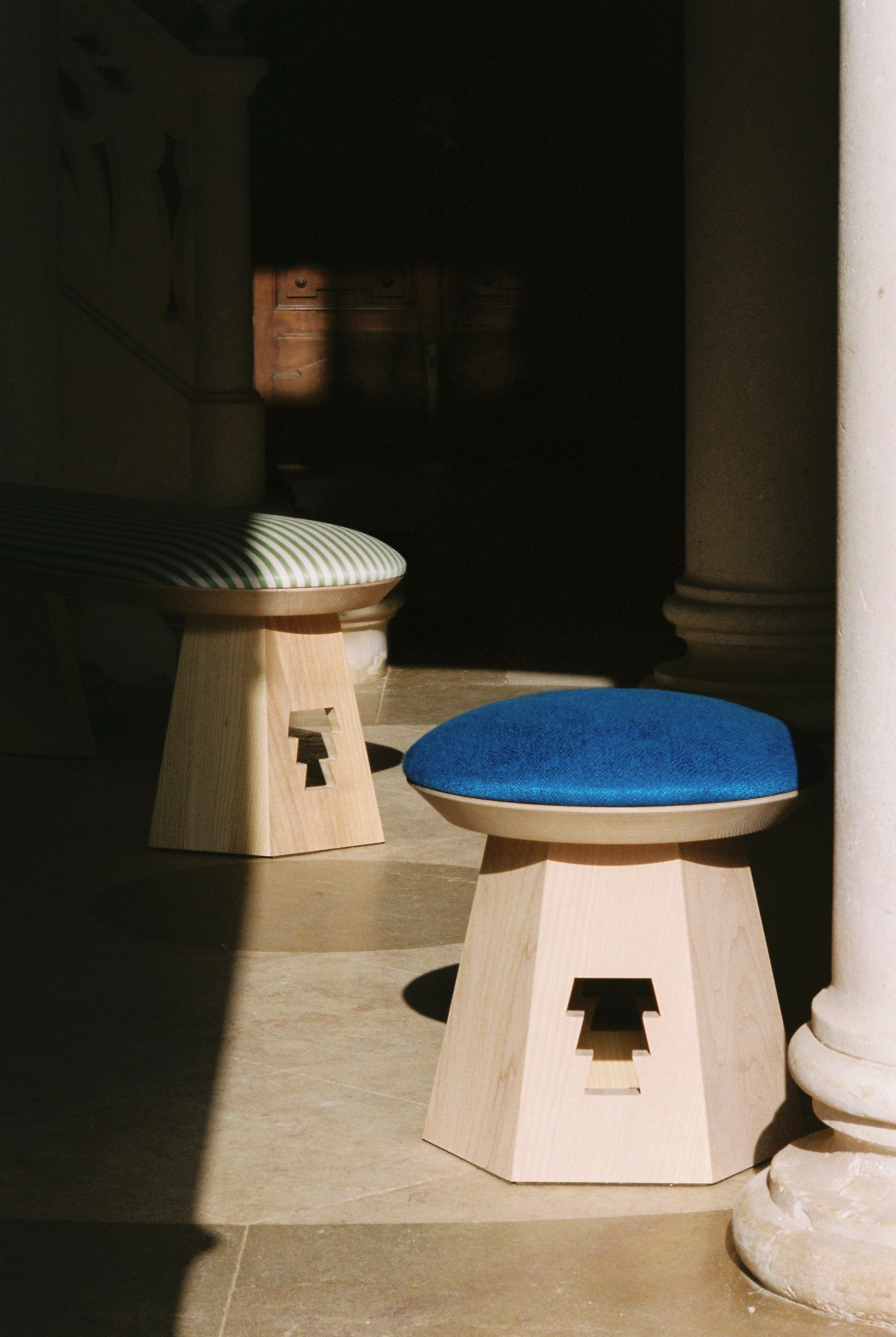 CARMO STOOL — additional view