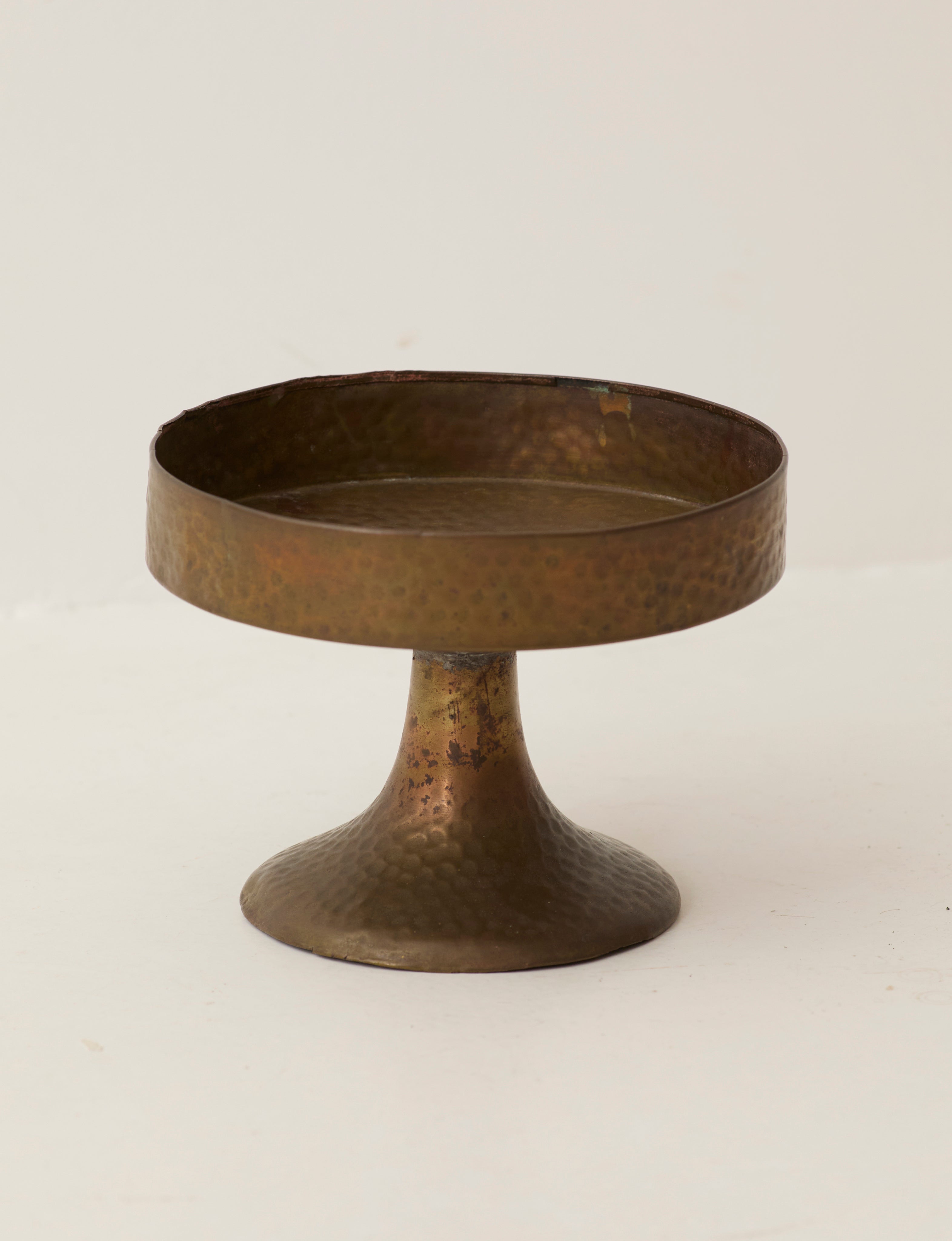 Coupe sur Piédestal en Métal