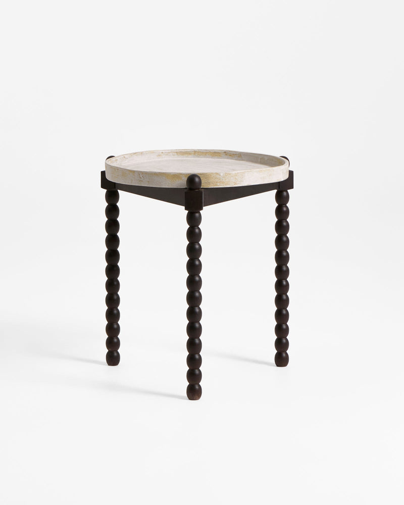 Bolha Tray Table — close-up of round tray in natural wood