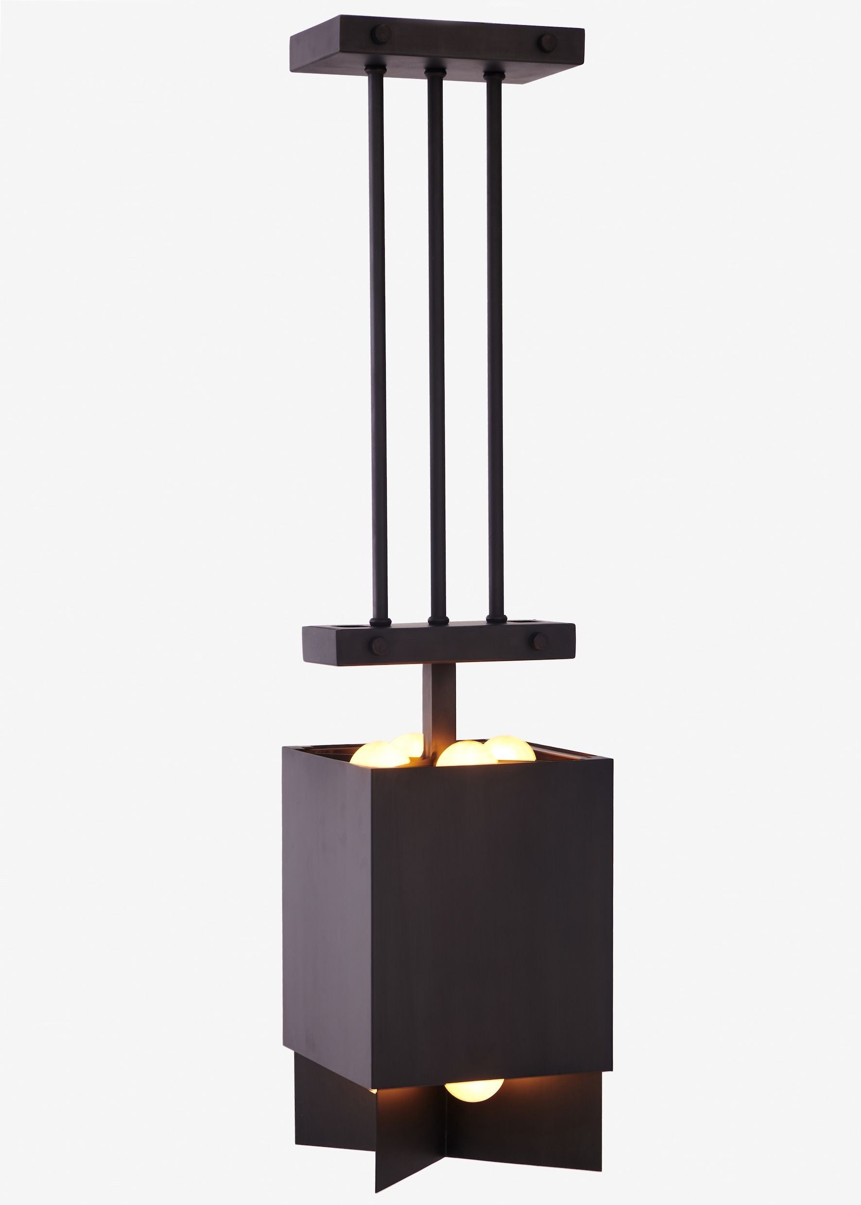 Wind Single' Pendant Light — close-up of black metal structure with light bulbs