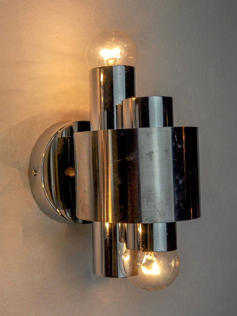 Geometric Chromed Sconce, Italy, 1970 — close-up of polished chrome finish