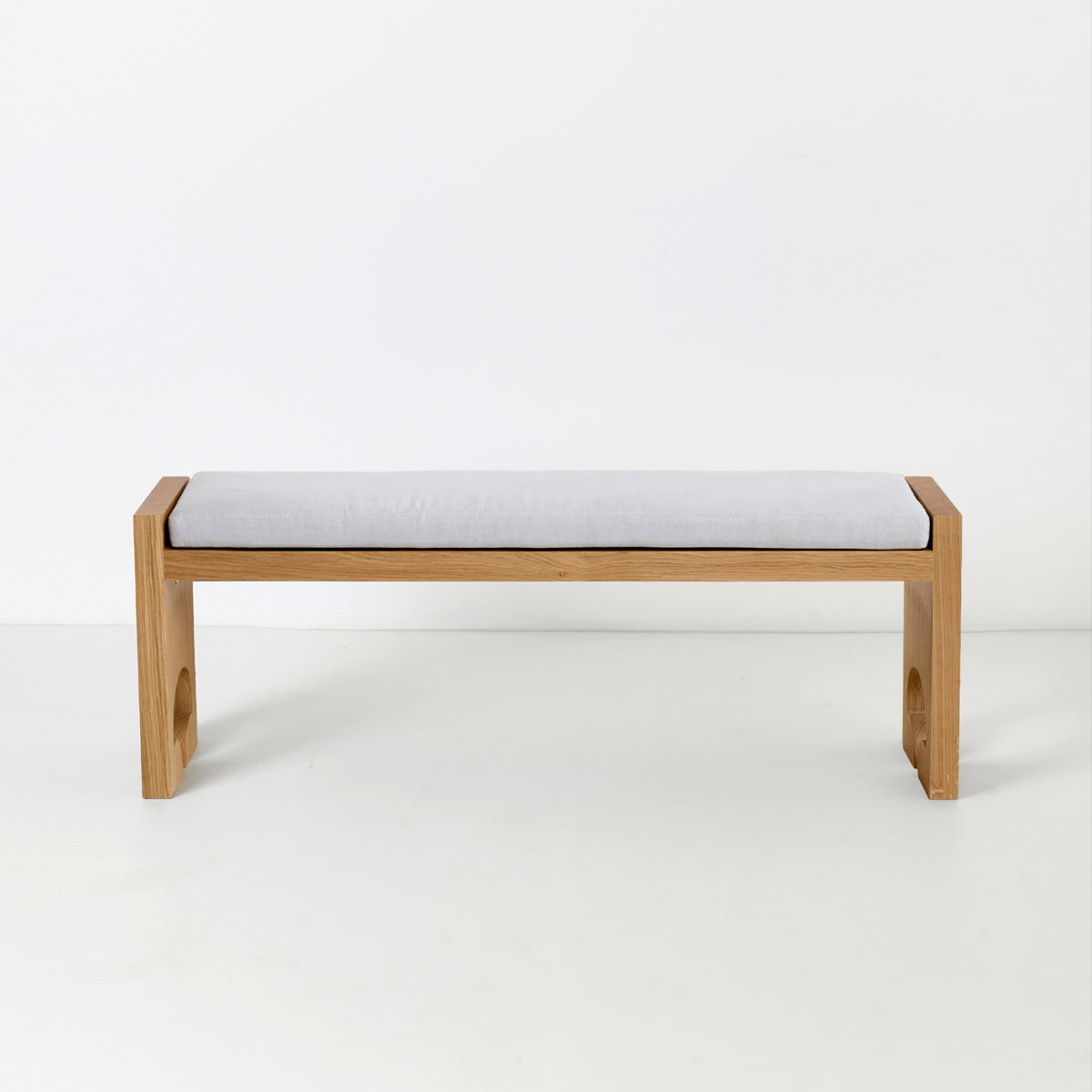Quinta Bench — in context