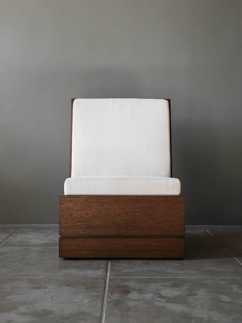 Copacabana Chair — detail view