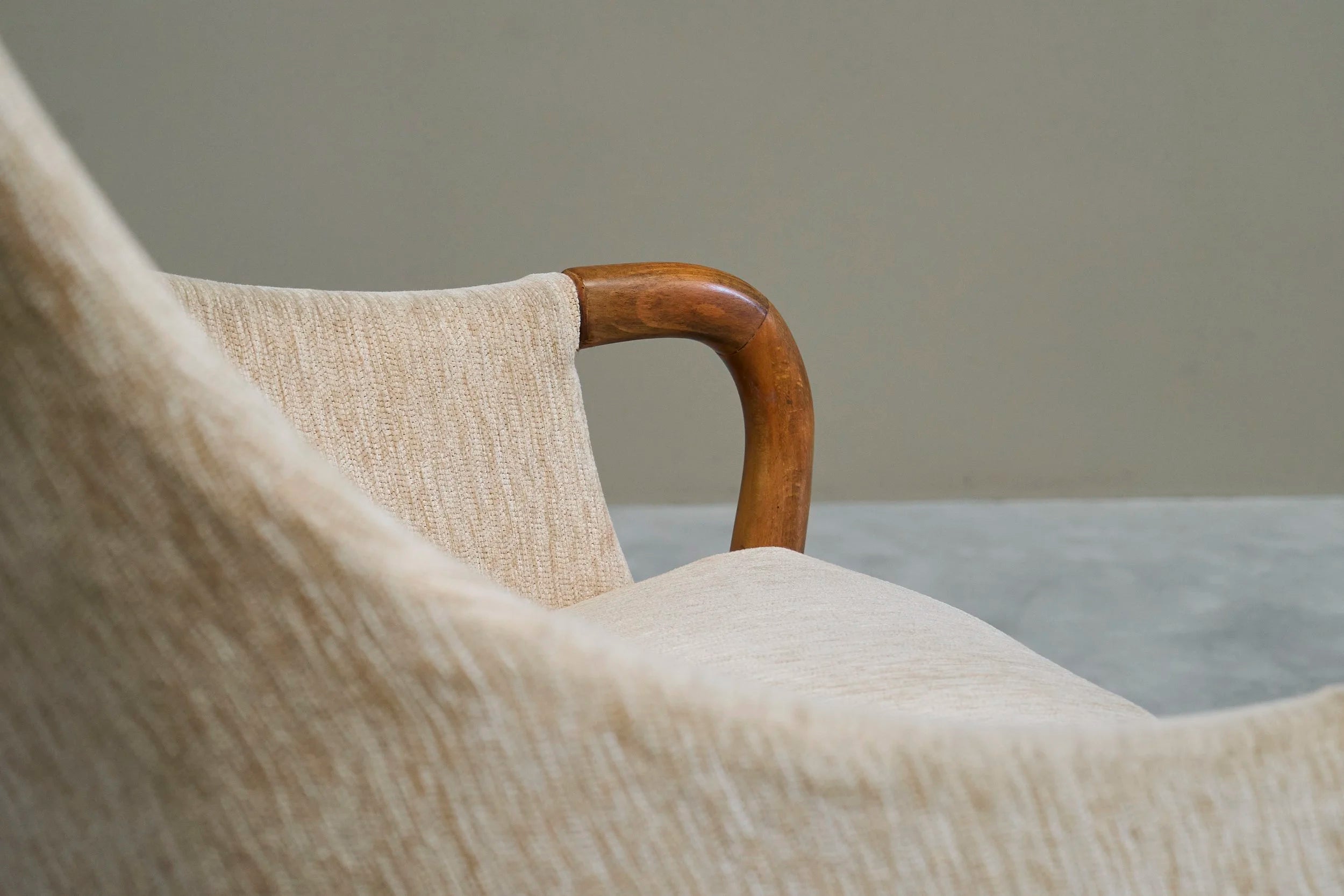 Very Elegant Mid-Century Armchair in Wool and Beech Europe 1950s — side angle