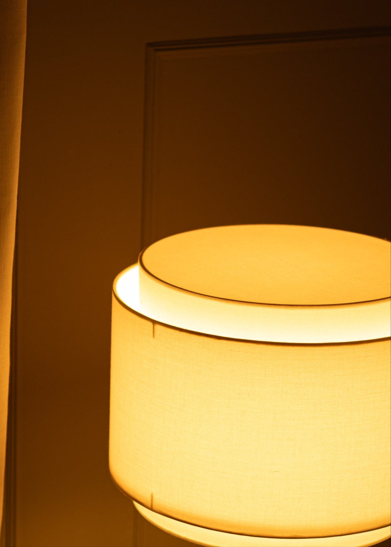 'Pipo Duoble' Table Lamp in Brown Marble — side angle