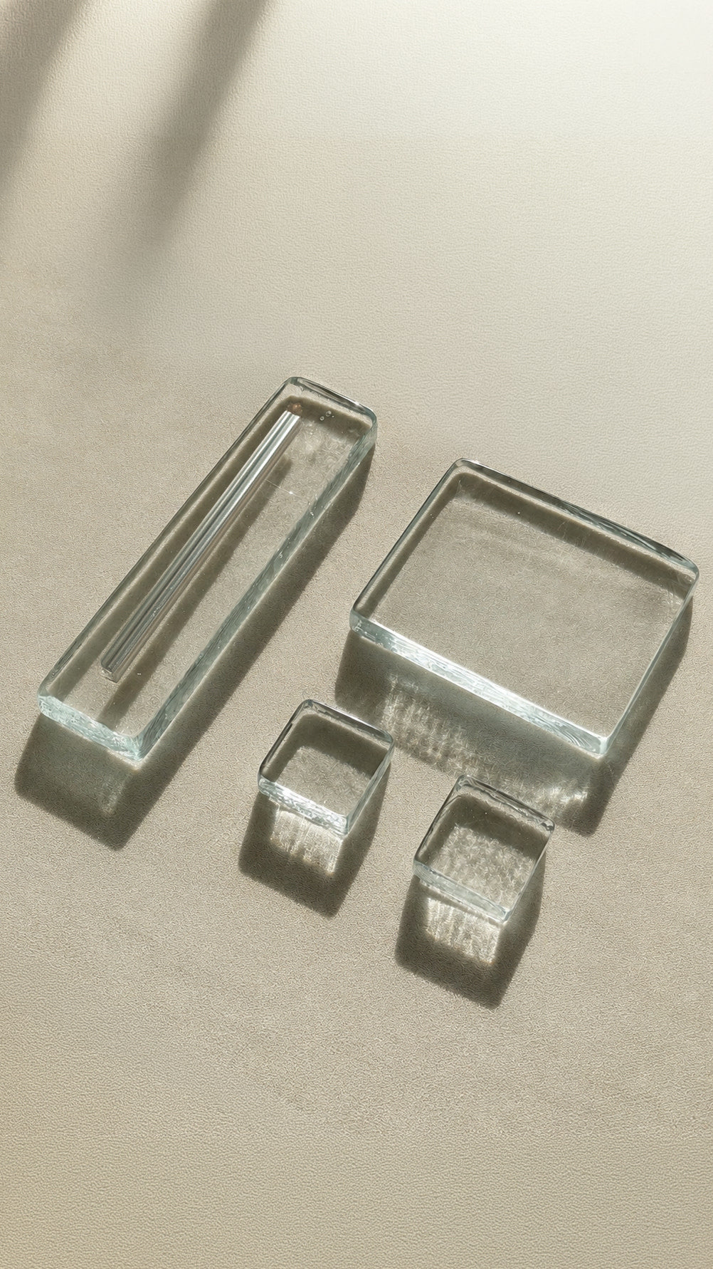 Glass Tableware Set — close-up