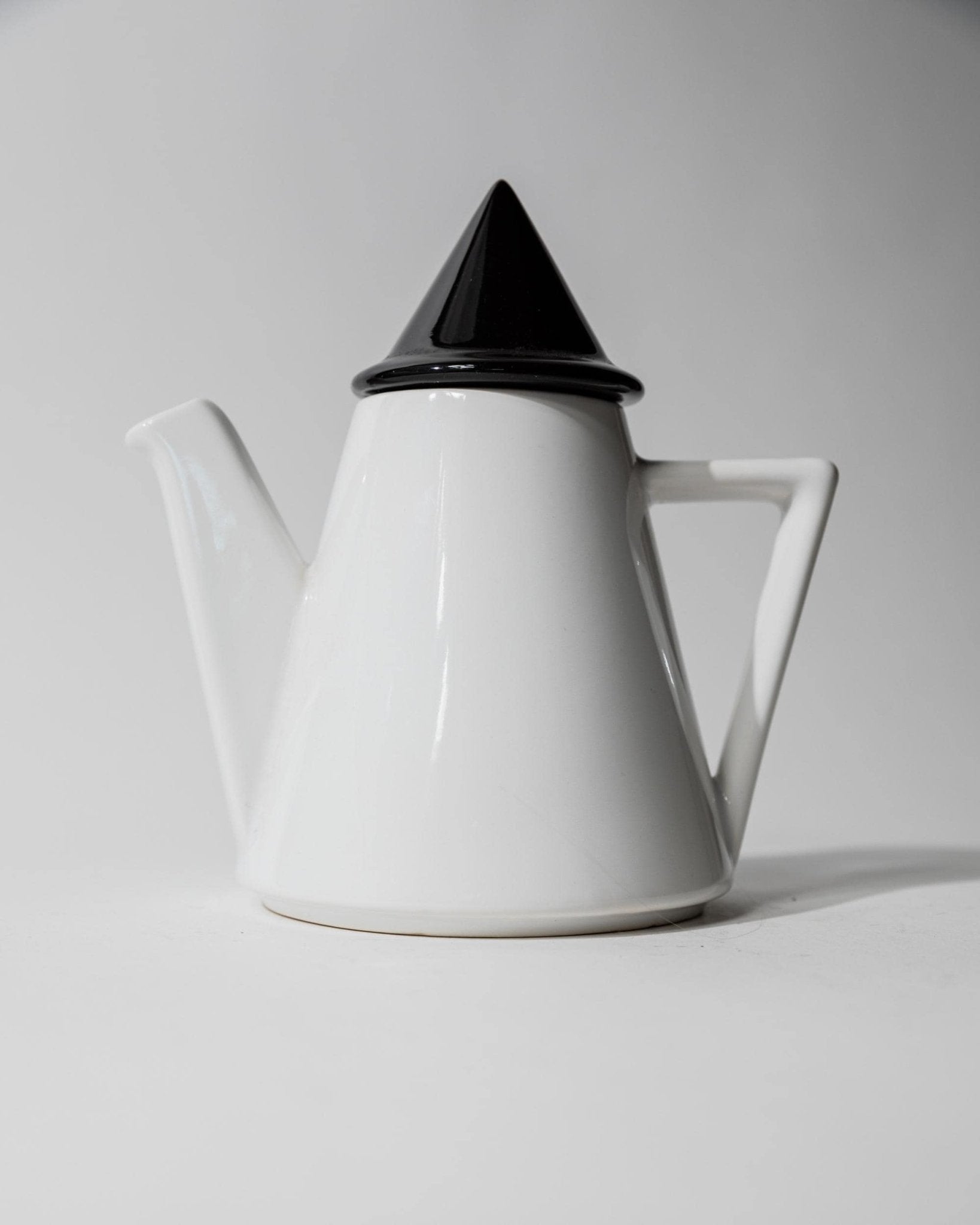 Vintage 1980s Ceramic Coffee or Tea Pot, Memphis Postmodern Design, Black and White Triangle, Sculptural Tableware, Elegant Gift Idea — view 10