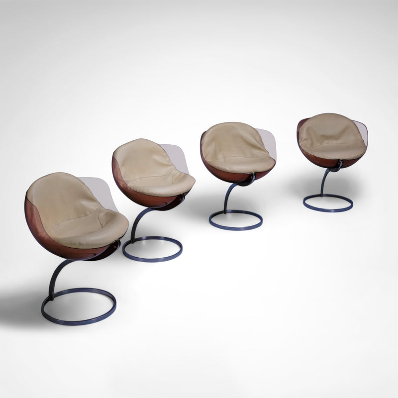 Sphere dining chairs by Boris Tabacoff for Mobilier Modulaire Moderne France 1970s — close-up of beige leather seat on metal