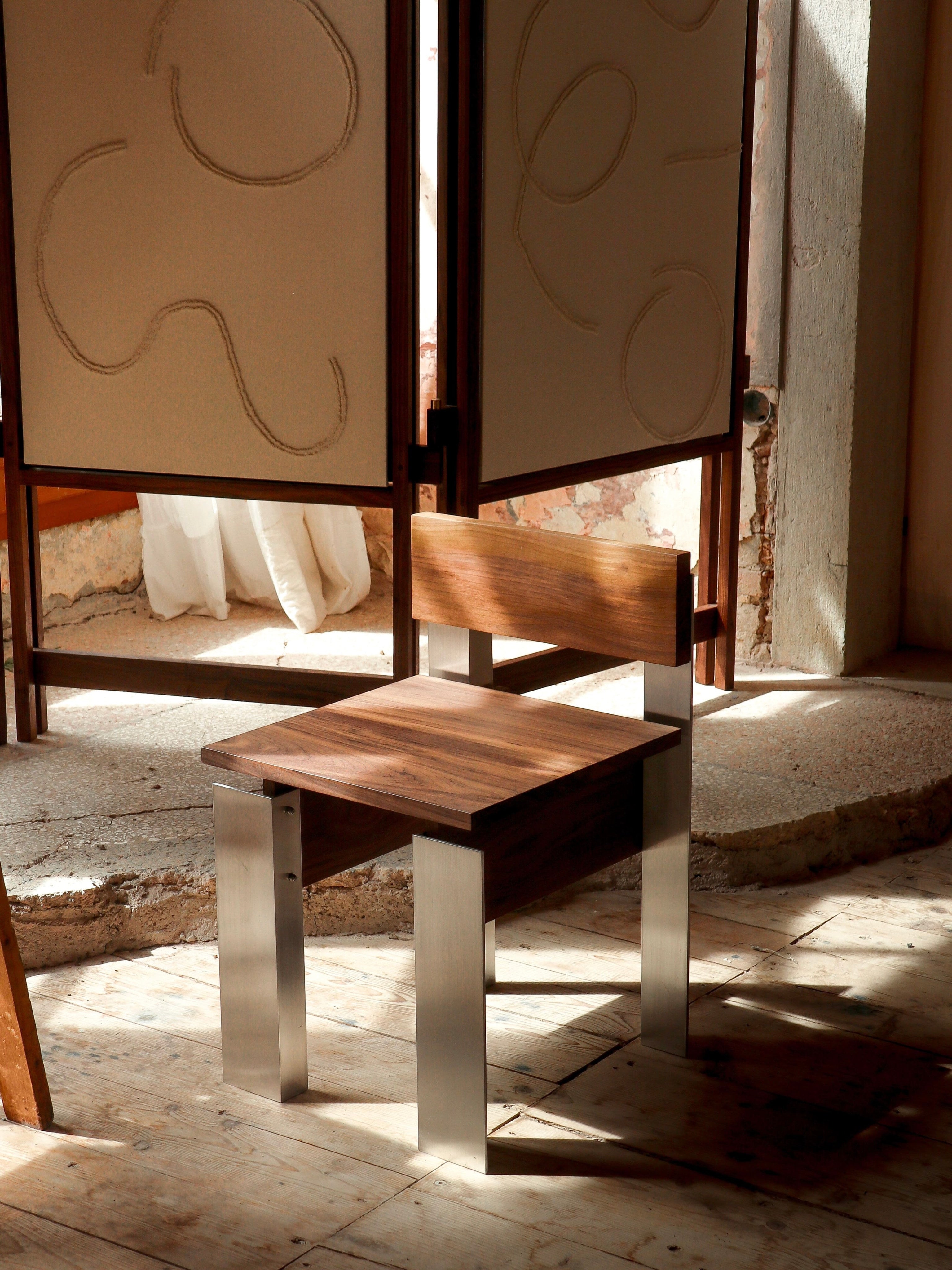 Defender Chair — detail view