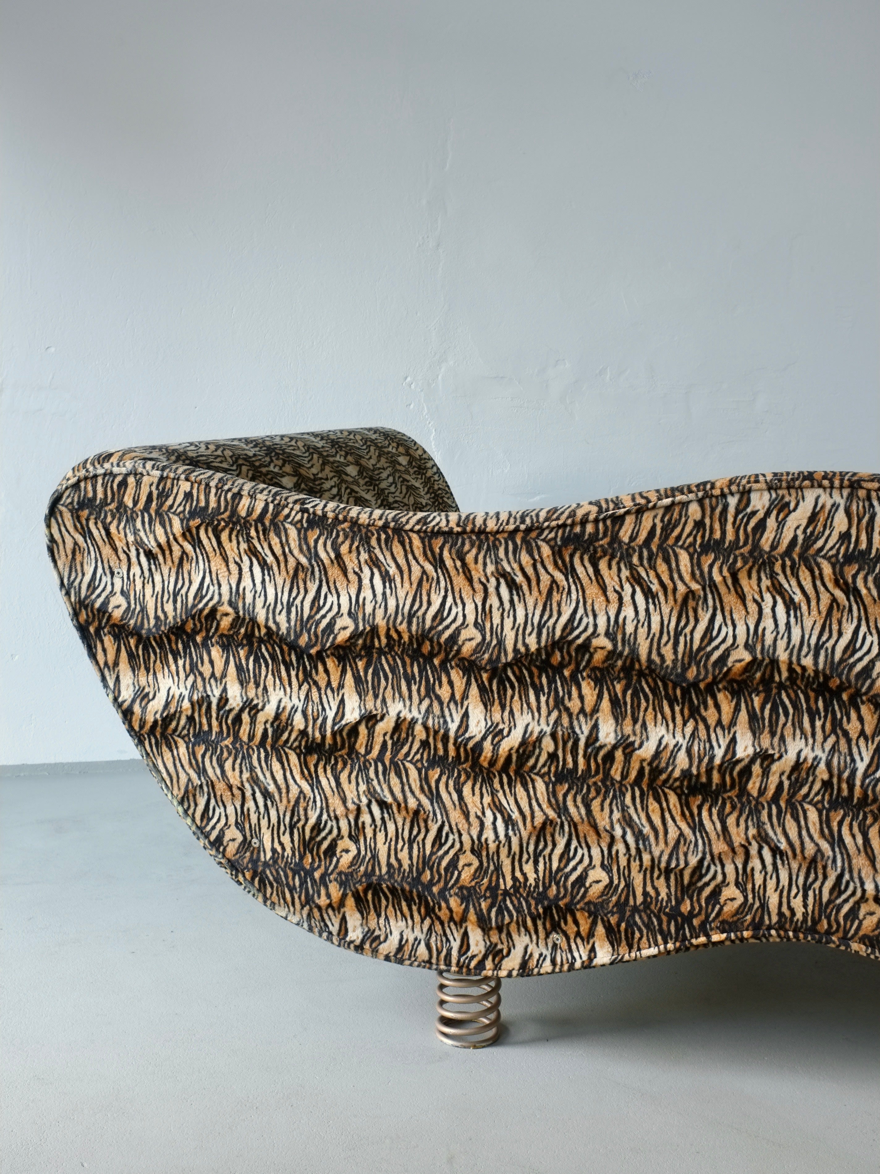 Canapé à motif animal postmoderne, Allemagne, années 1990