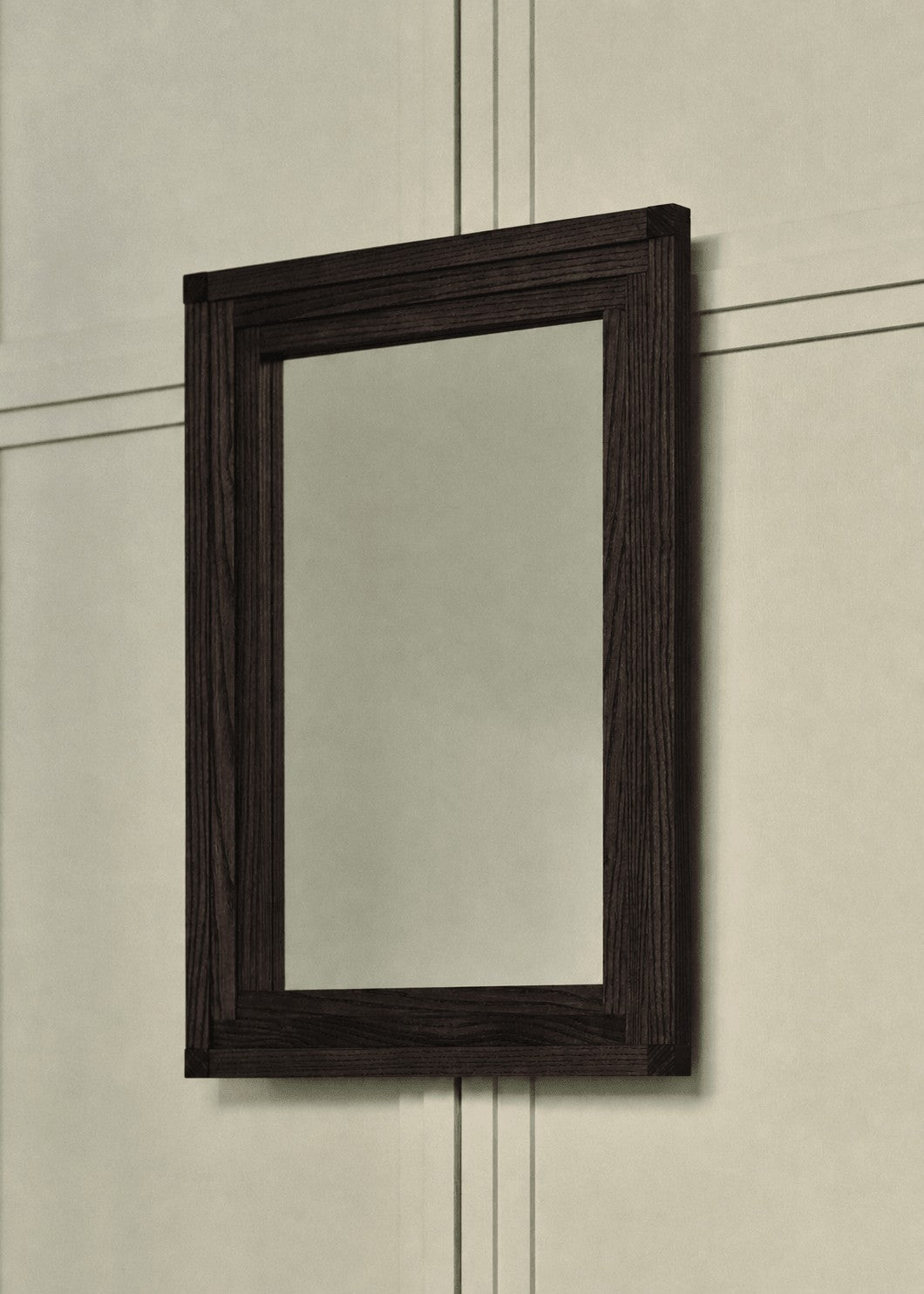 FRANKIE FRAME MIRROR 01 — lifestyle setting
