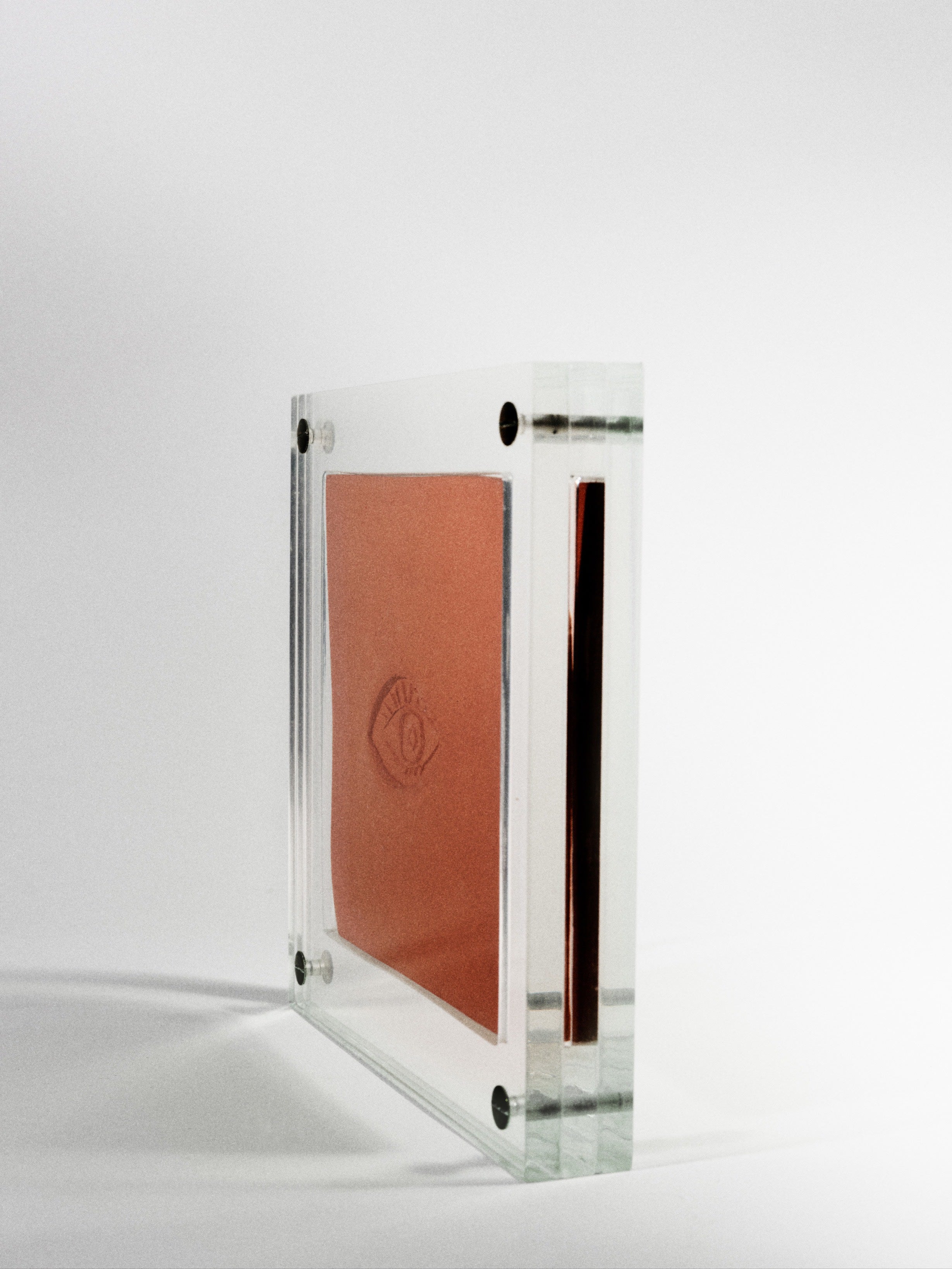 Pablo Picasso, Ovale à l'Oeil A (A.R. 623), France, 1971, Ceramic — side angle