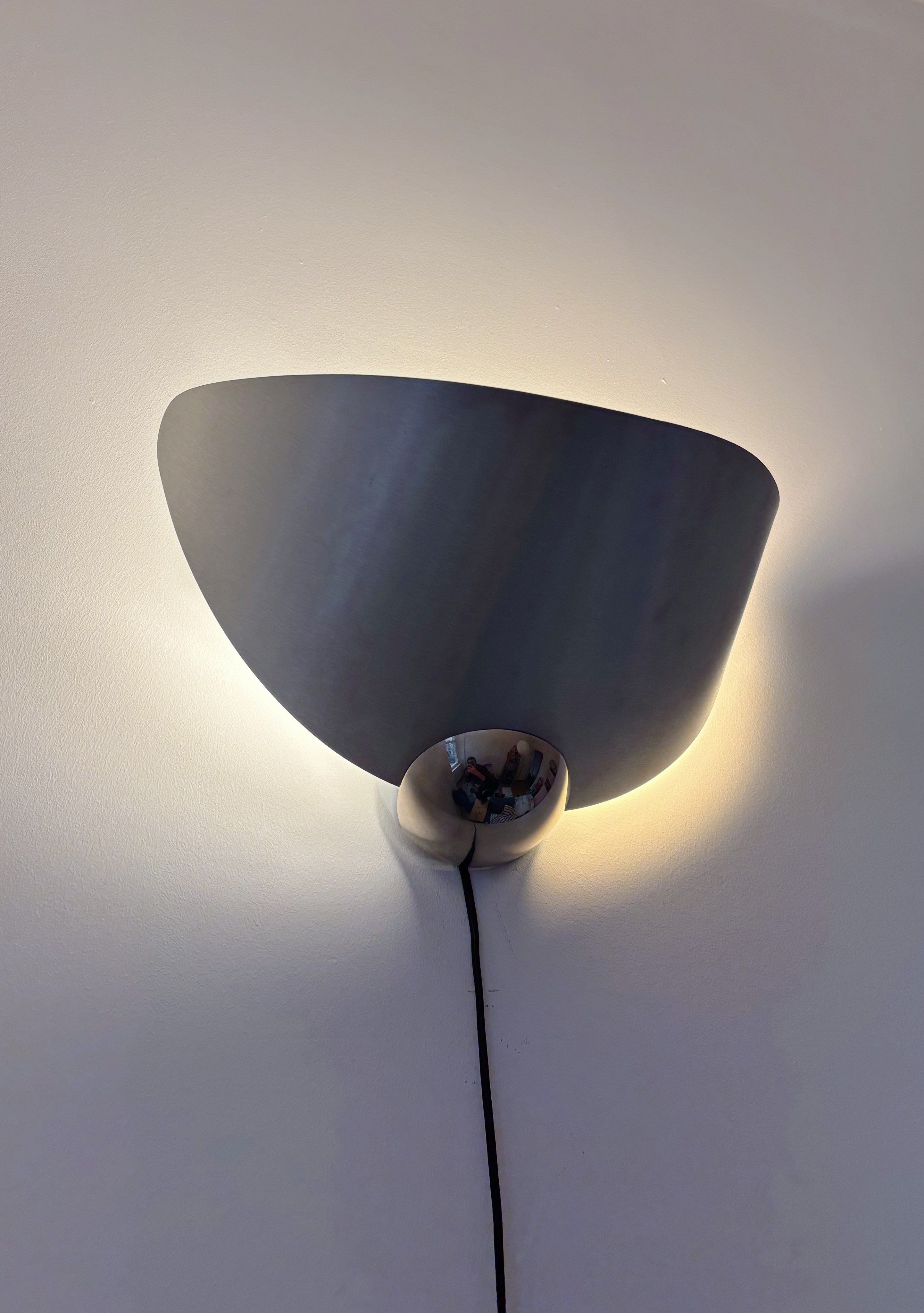 'Aura' Light by Arteluce, Italy  — detail view