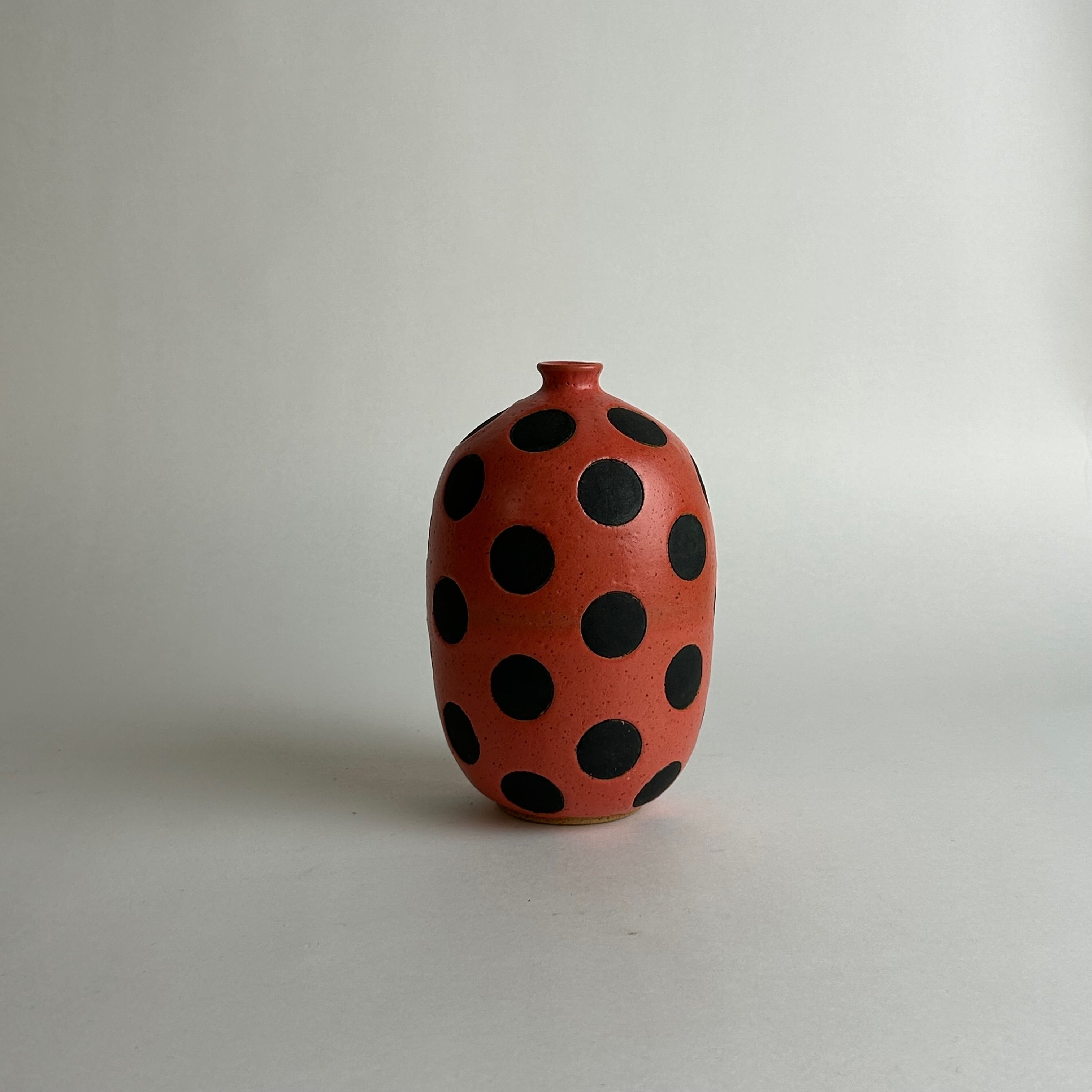 Mid-Century Modern Vase in Ceramic - Matthew Ward Collection — detail view
