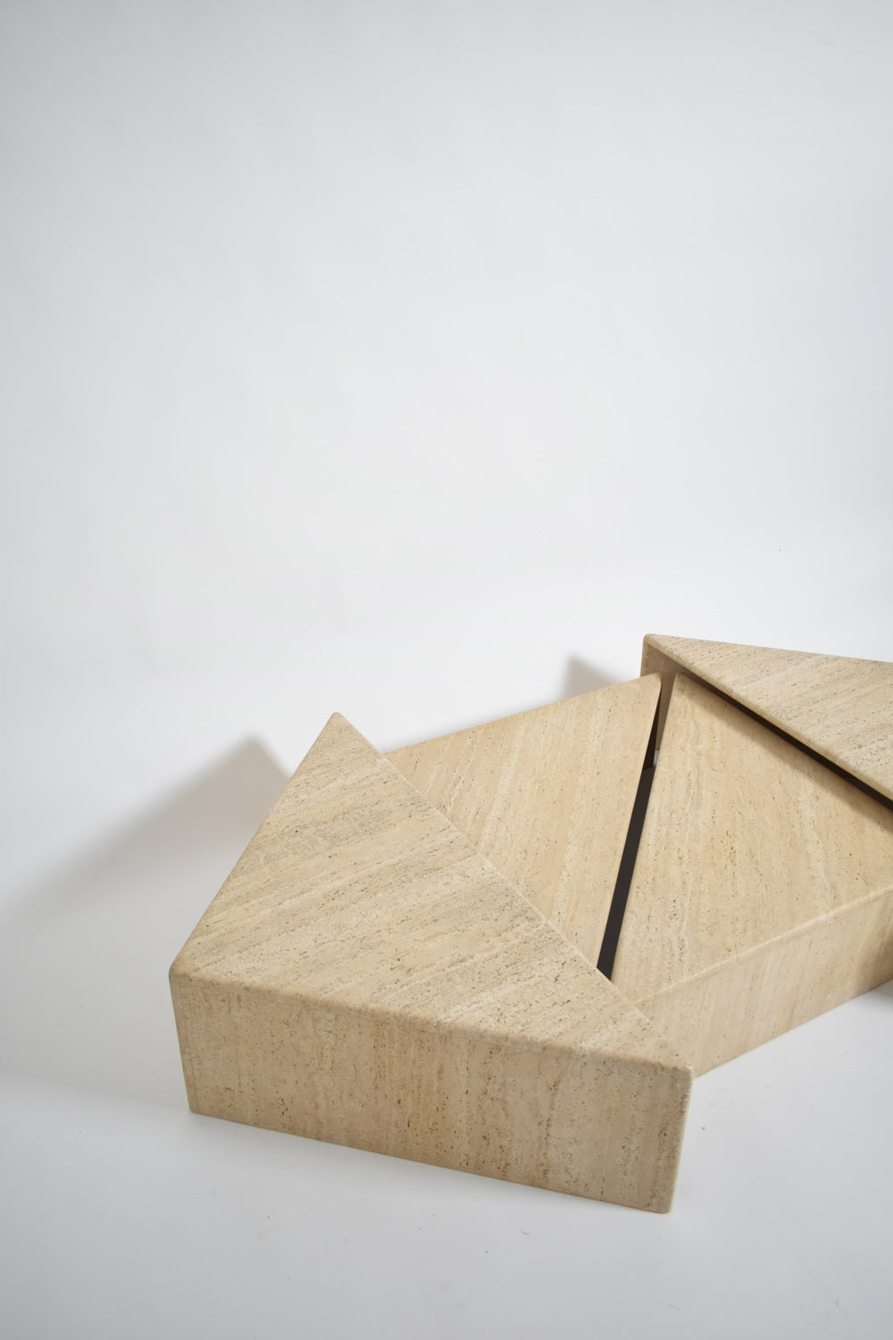 Travertine modular coffee table, 1970s — close-up