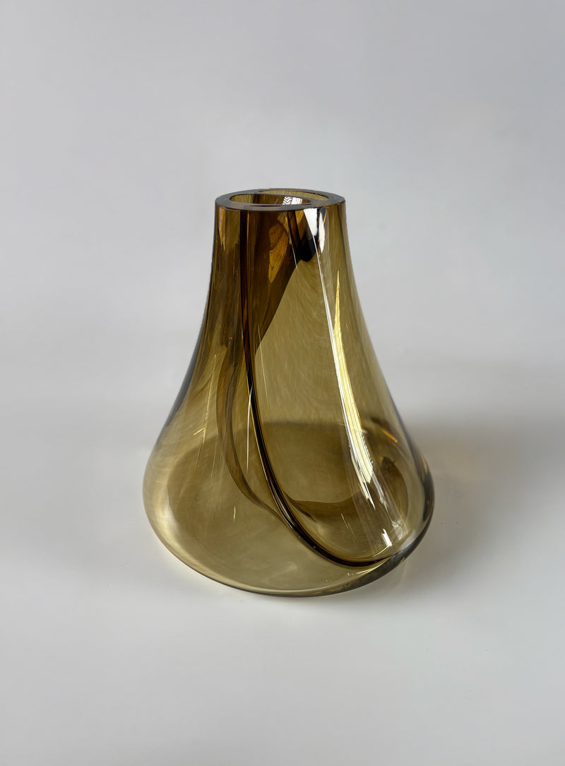 Elara Vase IX by HOMA | The Oblist
