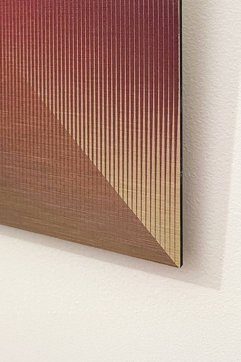 Minimalism Sculptures in Aluminium - OSMOSE 24,1 — close-up of textured aluminum surface